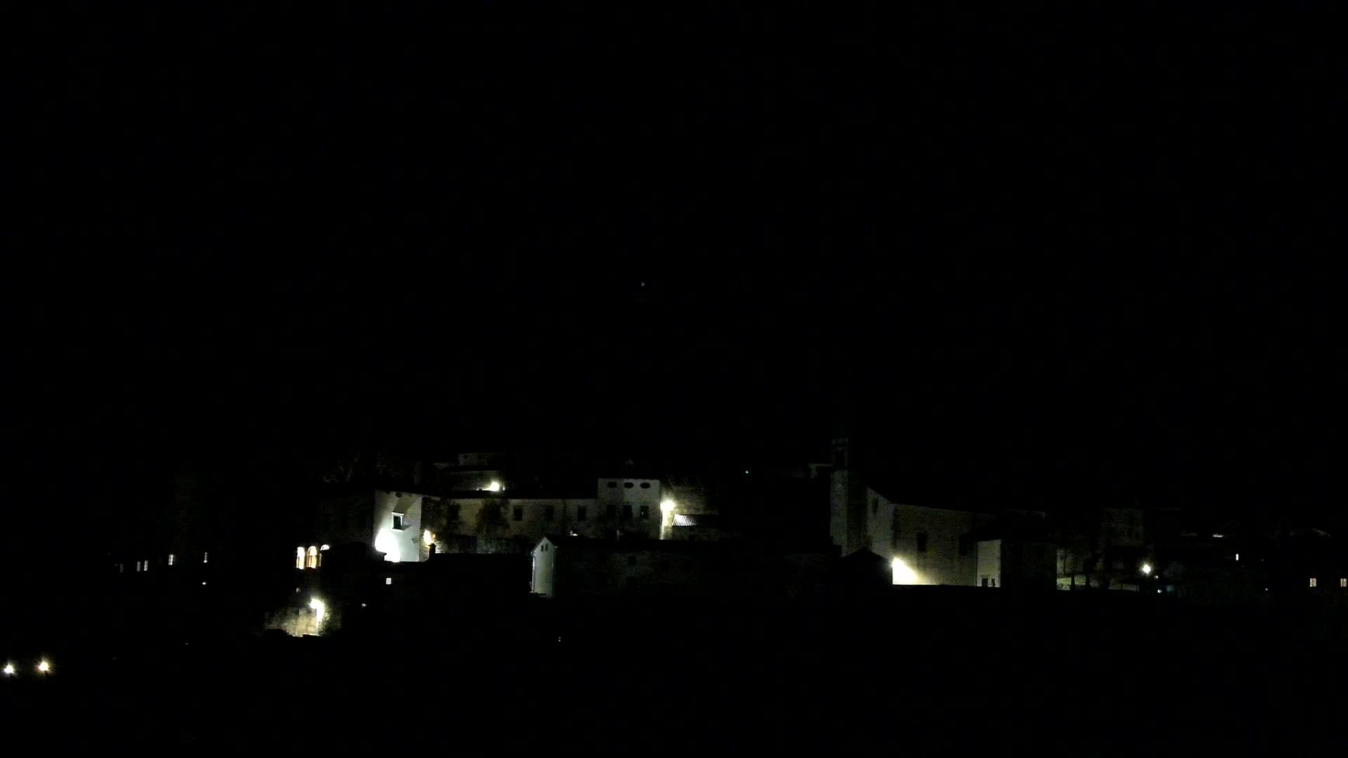 Štanjel v Živo: Odkrijte Srce Krasa