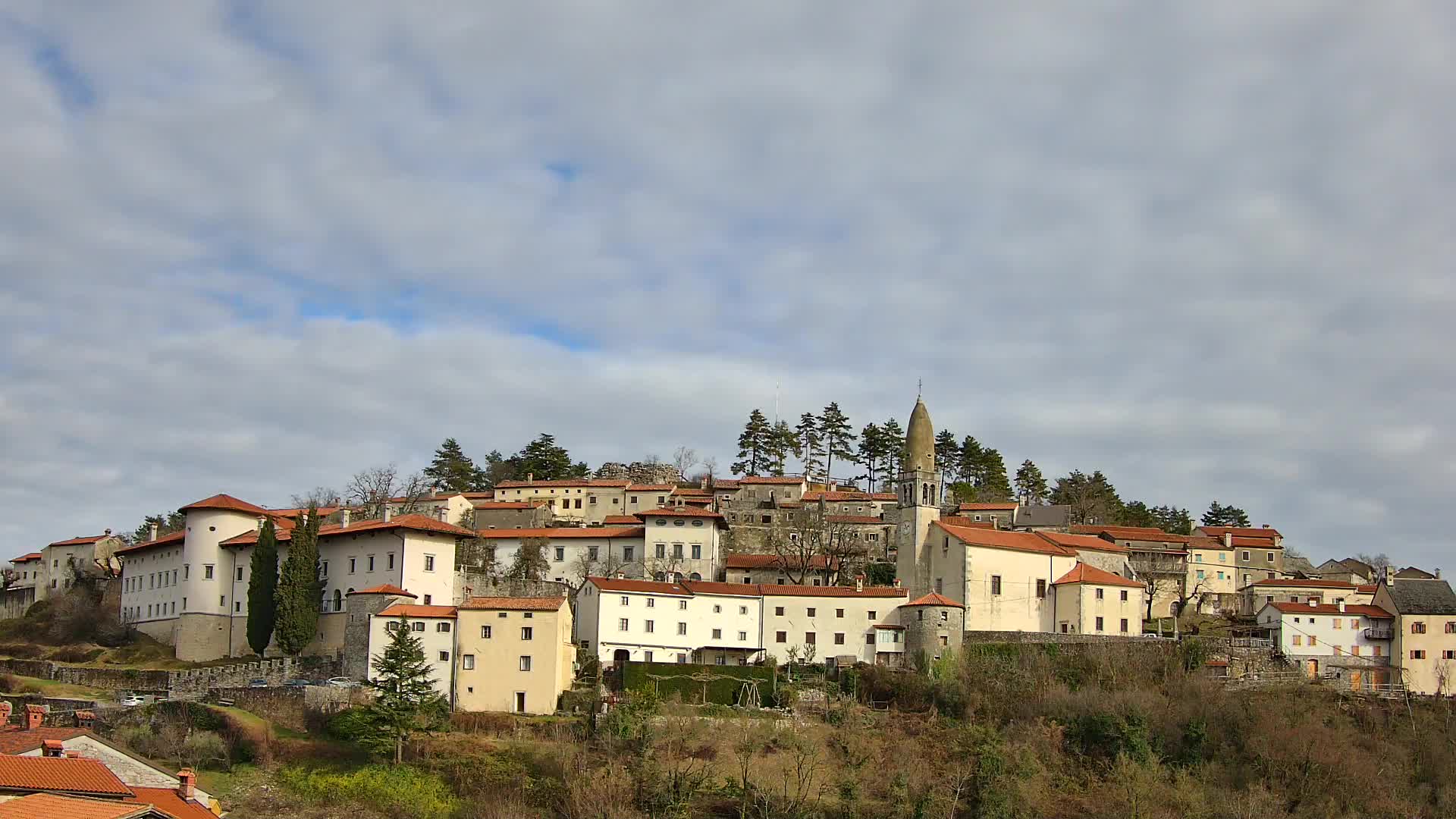 Štanjel – Entdecken Sie das Herz der Karstregion