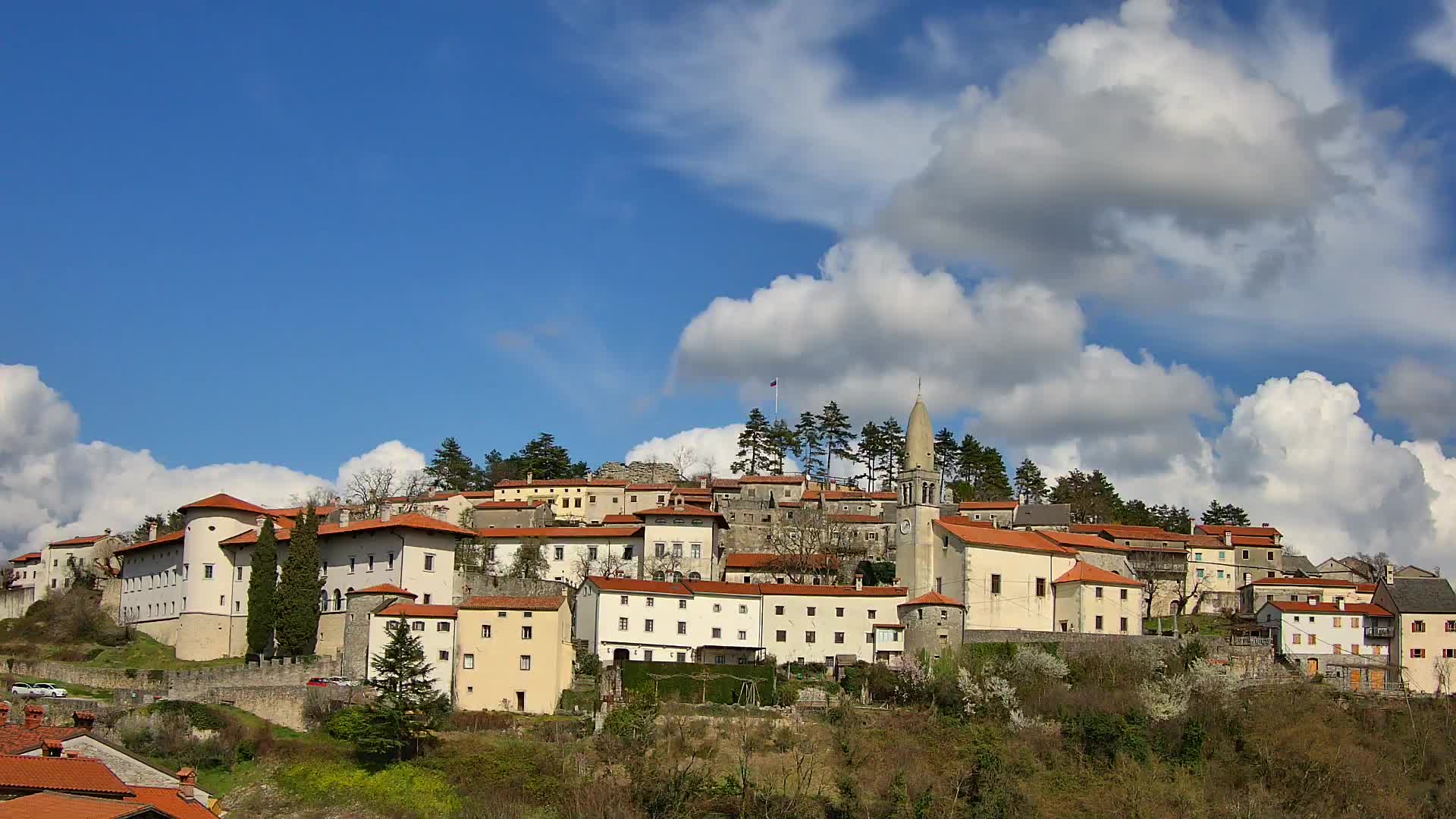 Štanjel – Entdecken Sie das Herz der Karstregion