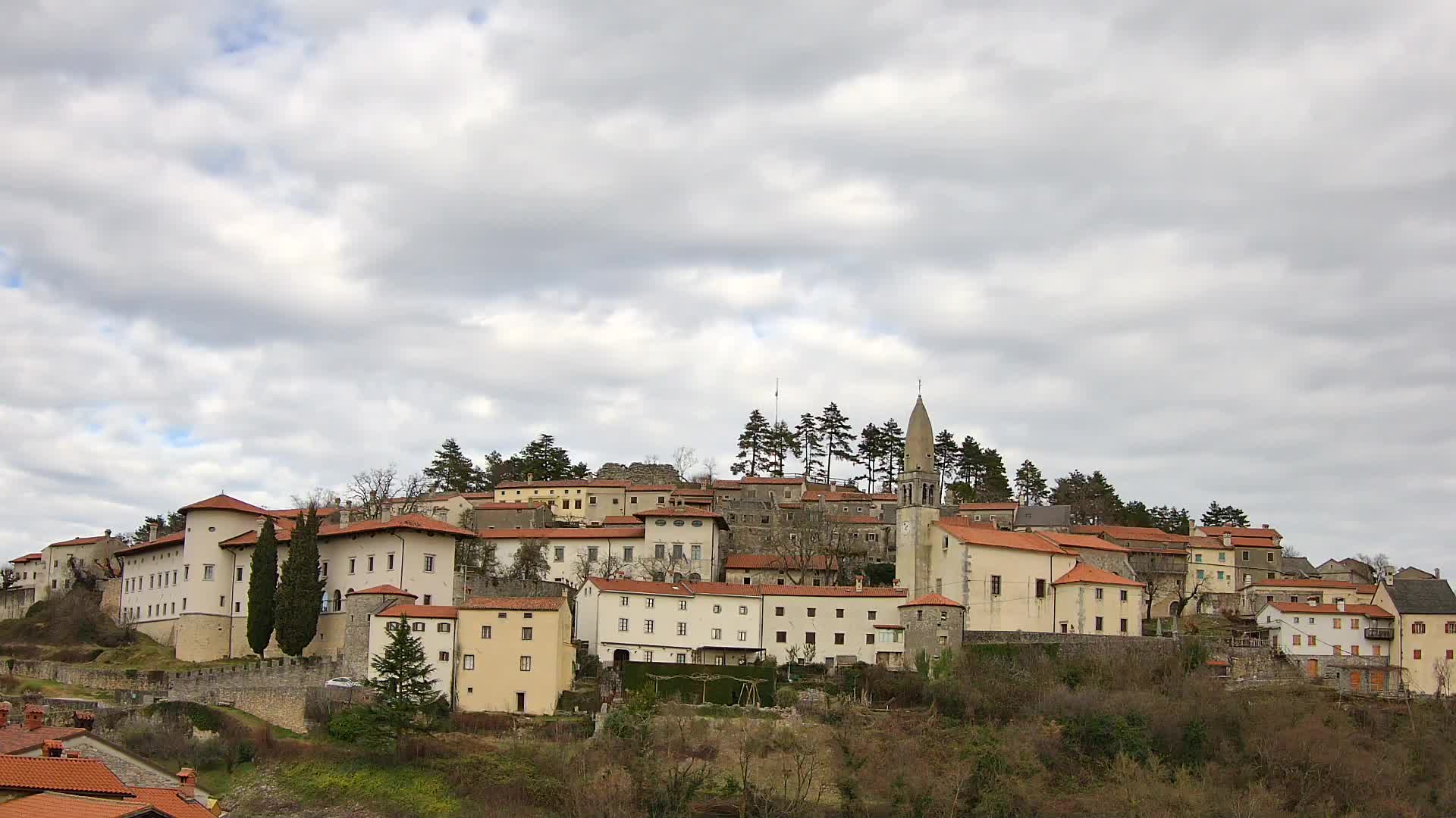 Štanjel – Découvrez le Cœur du Karst