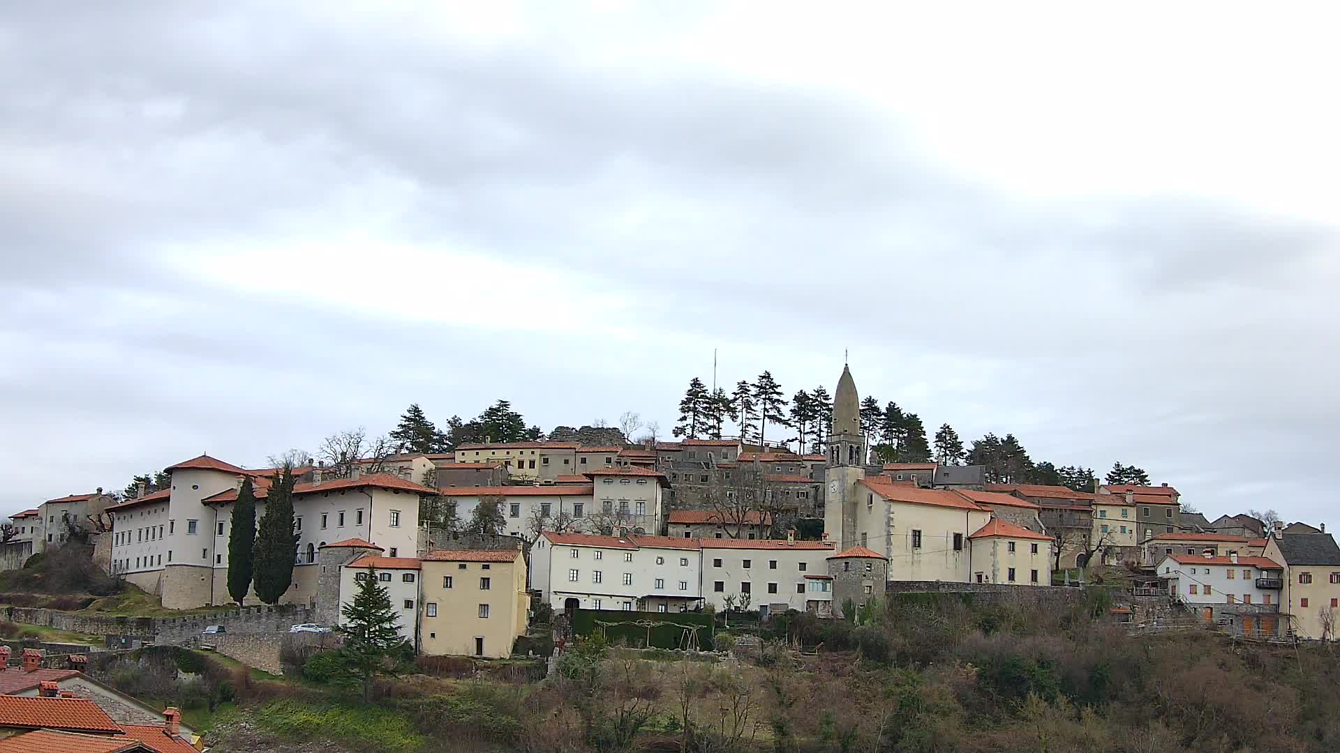 Štanjel – Entdecken Sie das Herz der Karstregion