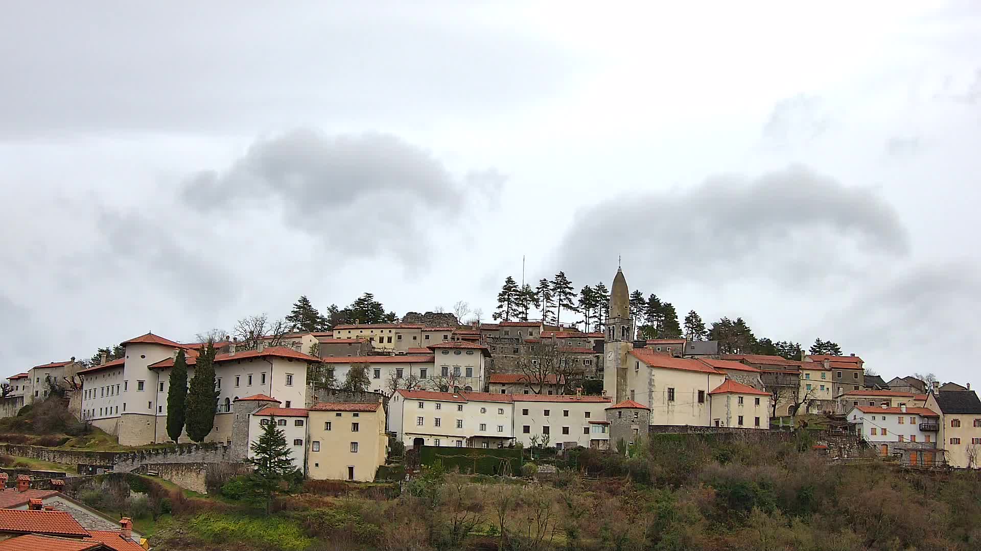 Štanjel – Entdecken Sie das Herz der Karstregion