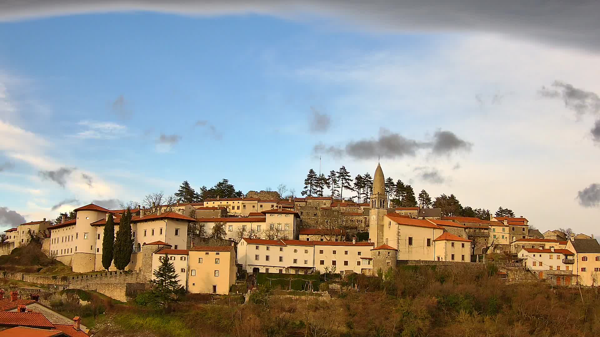 Štanjel – Découvrez le Cœur du Karst