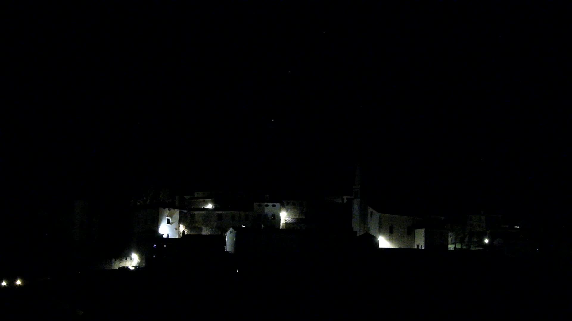 Štanjel v Živo: Odkrijte Srce Krasa