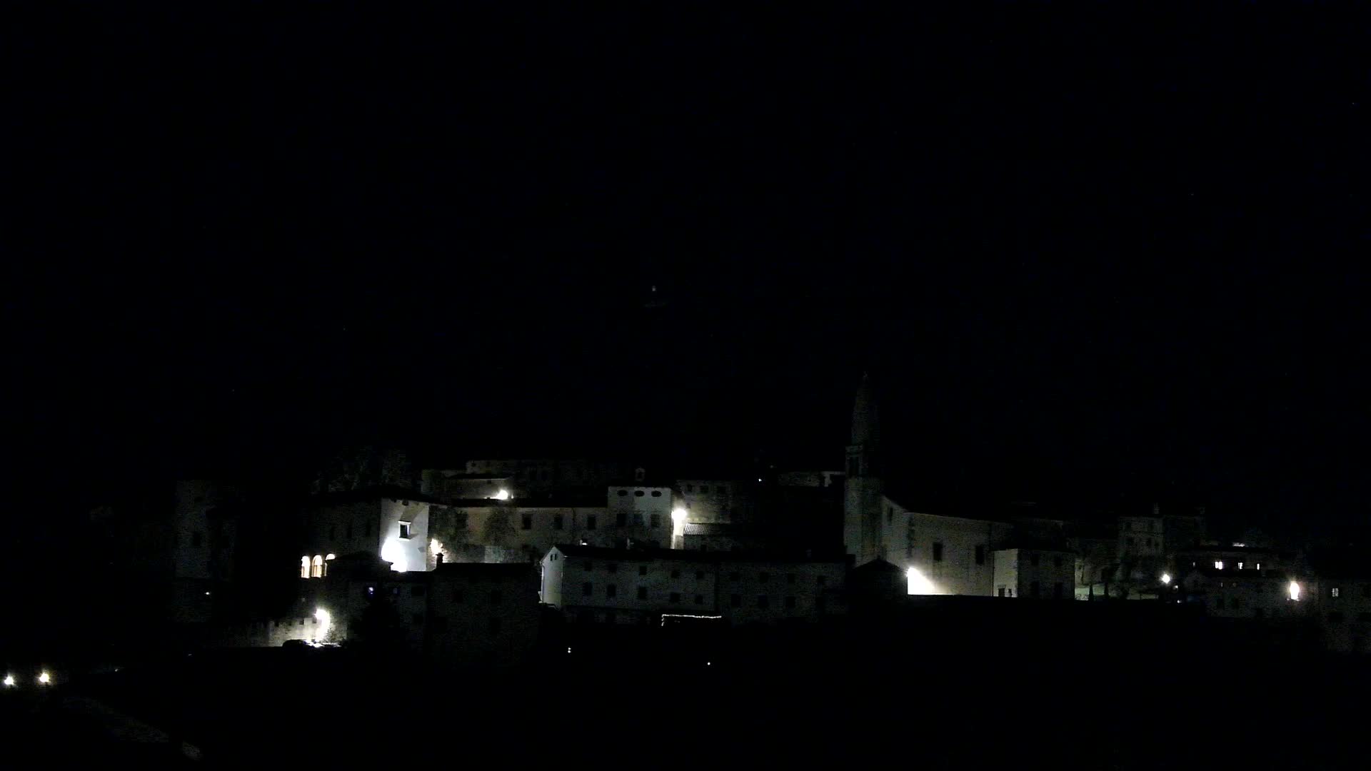 Štanjel v Živo: Odkrijte Srce Krasa