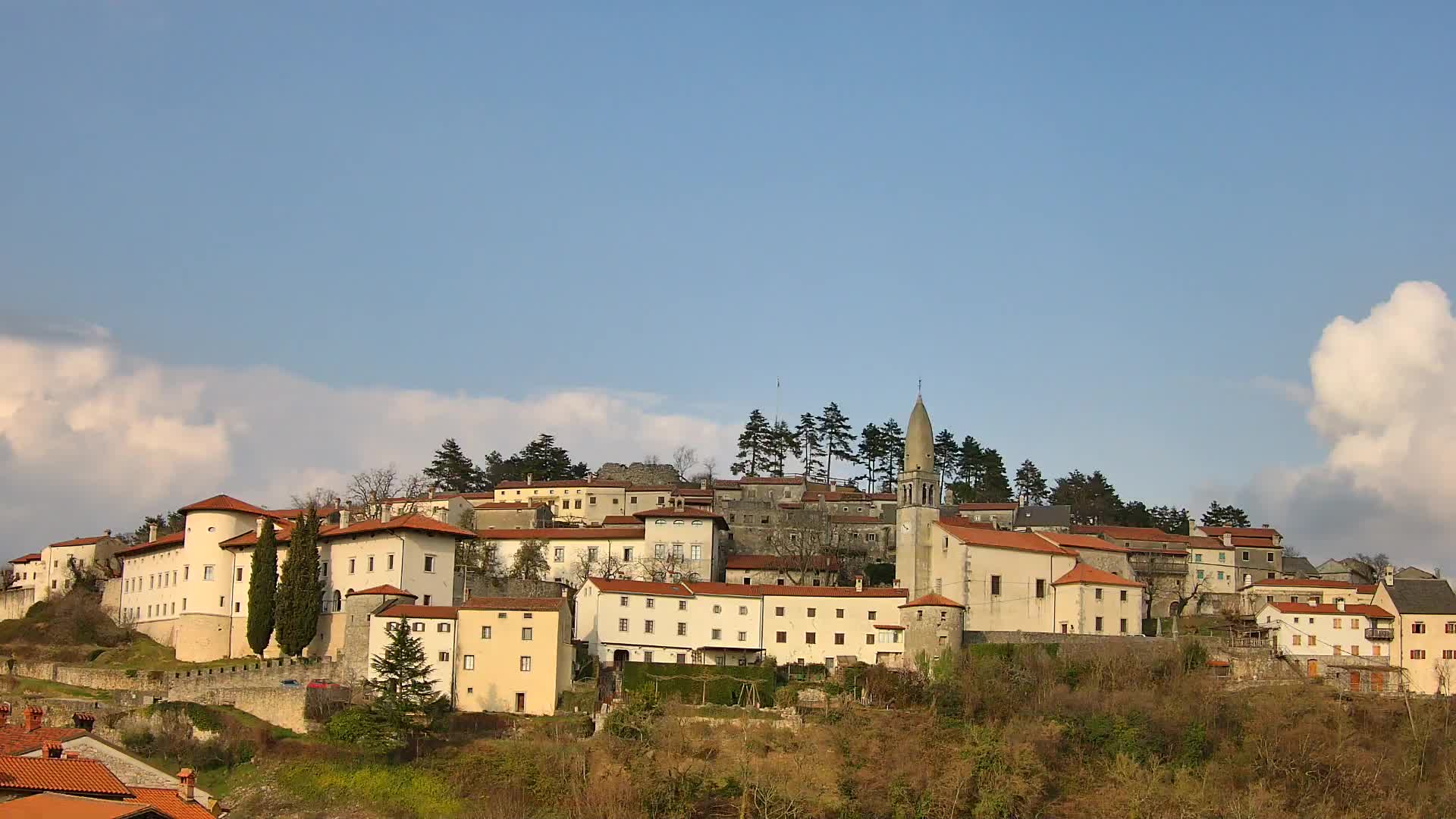 Štanjel – Entdecken Sie das Herz der Karstregion