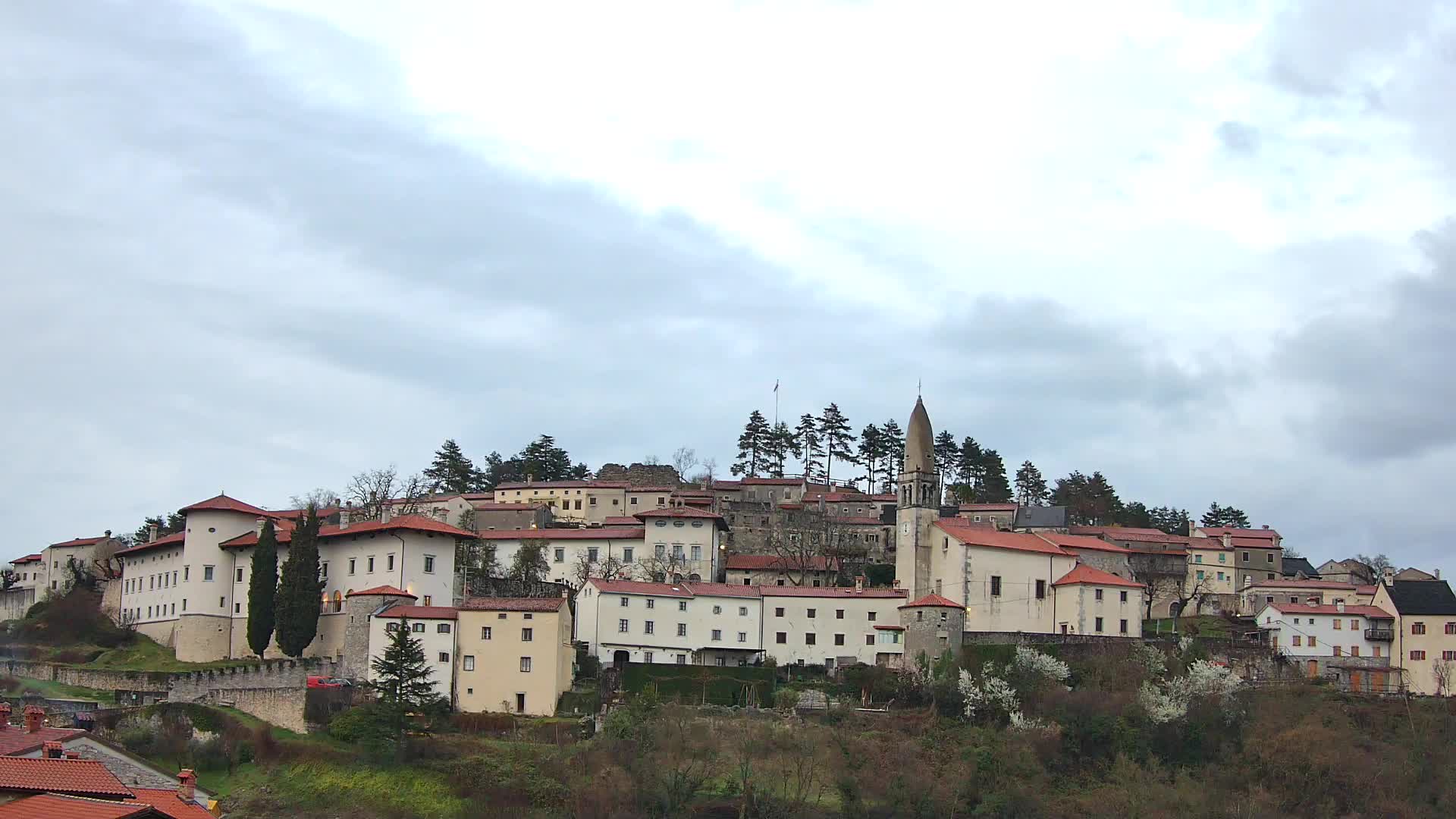 Štanjel – Entdecken Sie das Herz der Karstregion