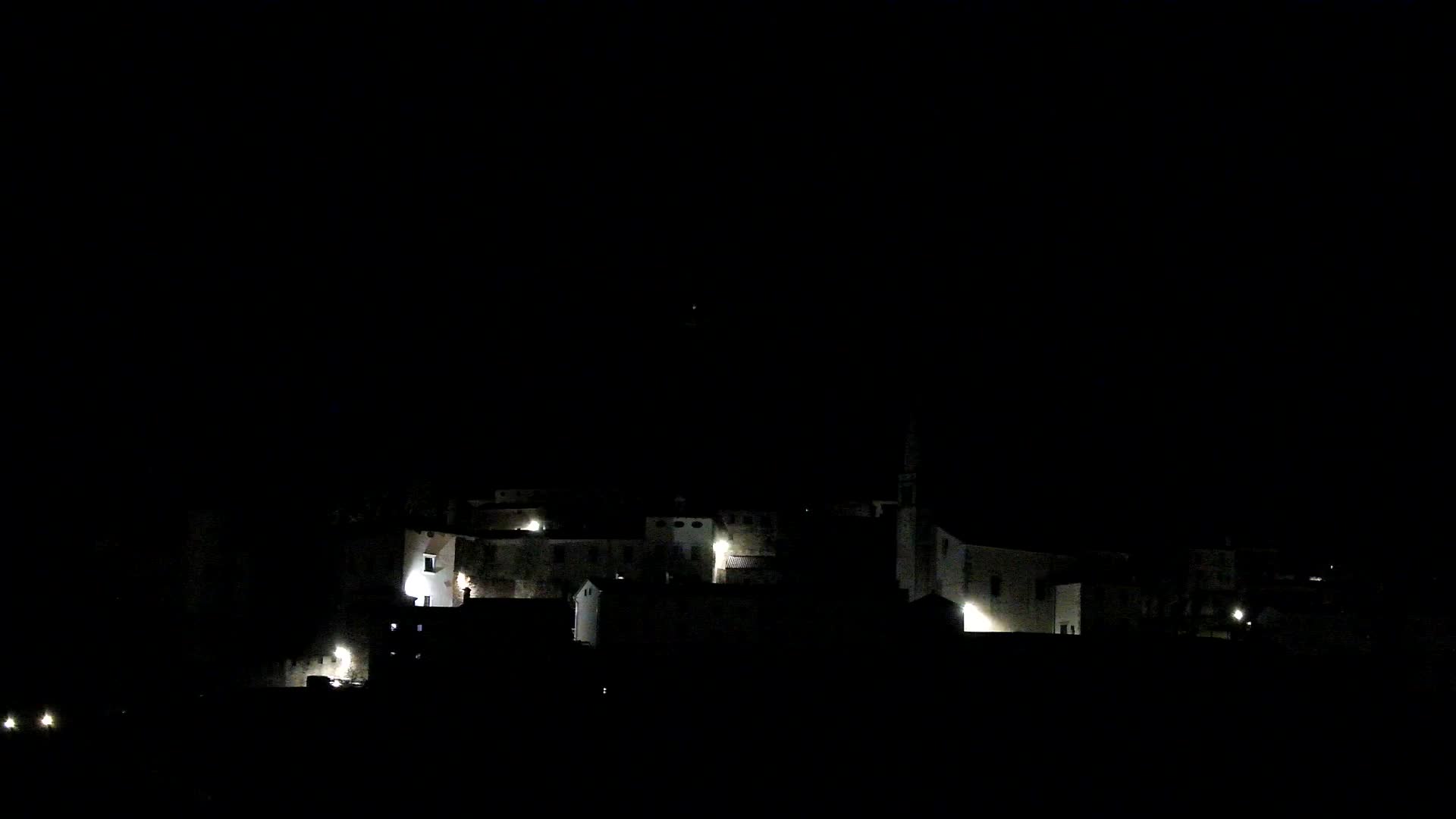 Štanjel v Živo: Odkrijte Srce Krasa