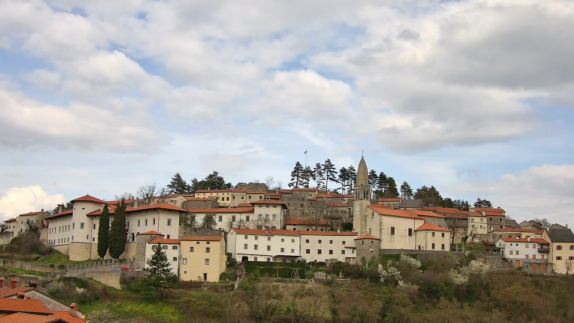 Štanjel – Discover the Heart of the Karst Region