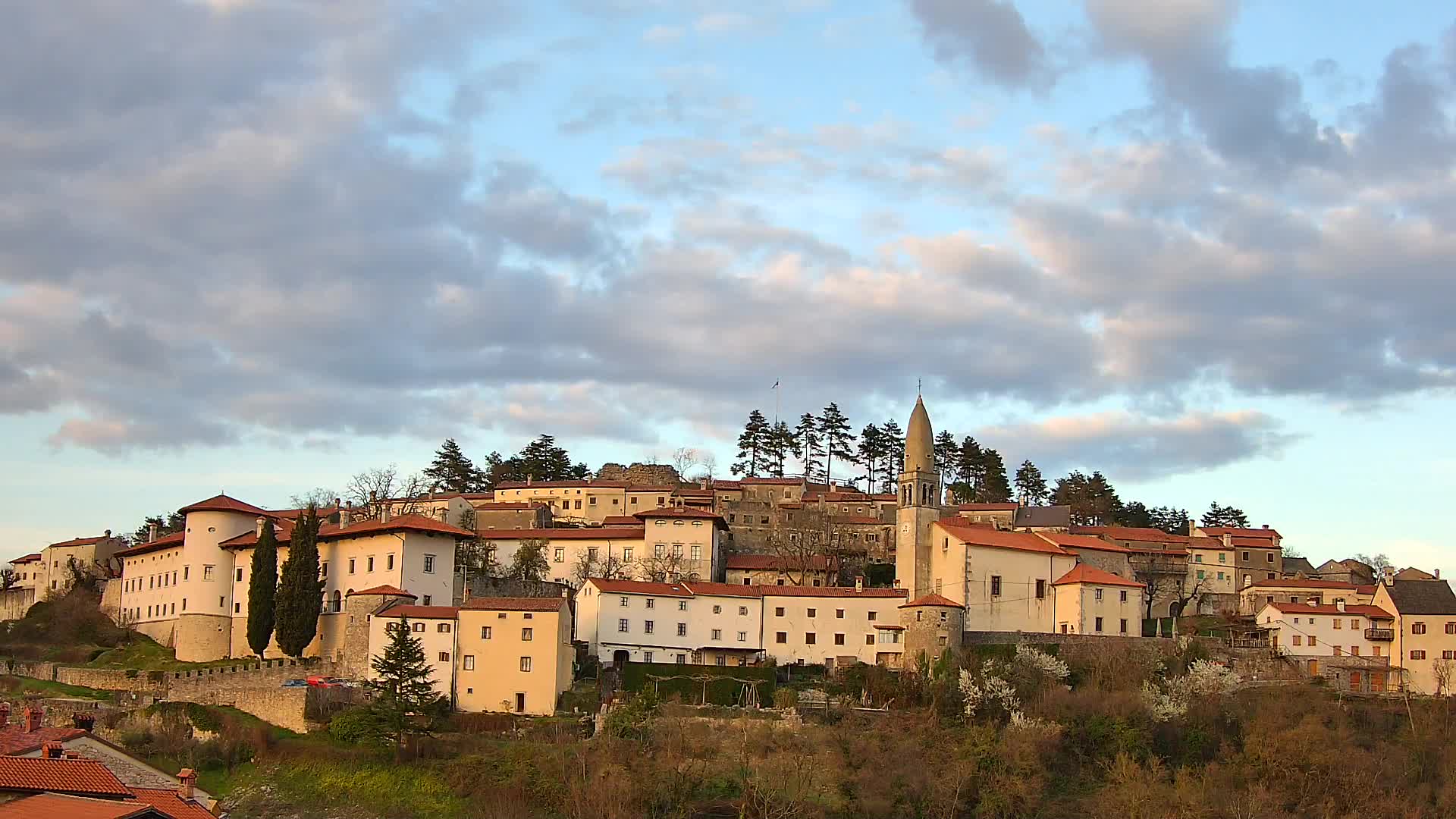 Štanjel – Discover the Heart of the Karst Region
