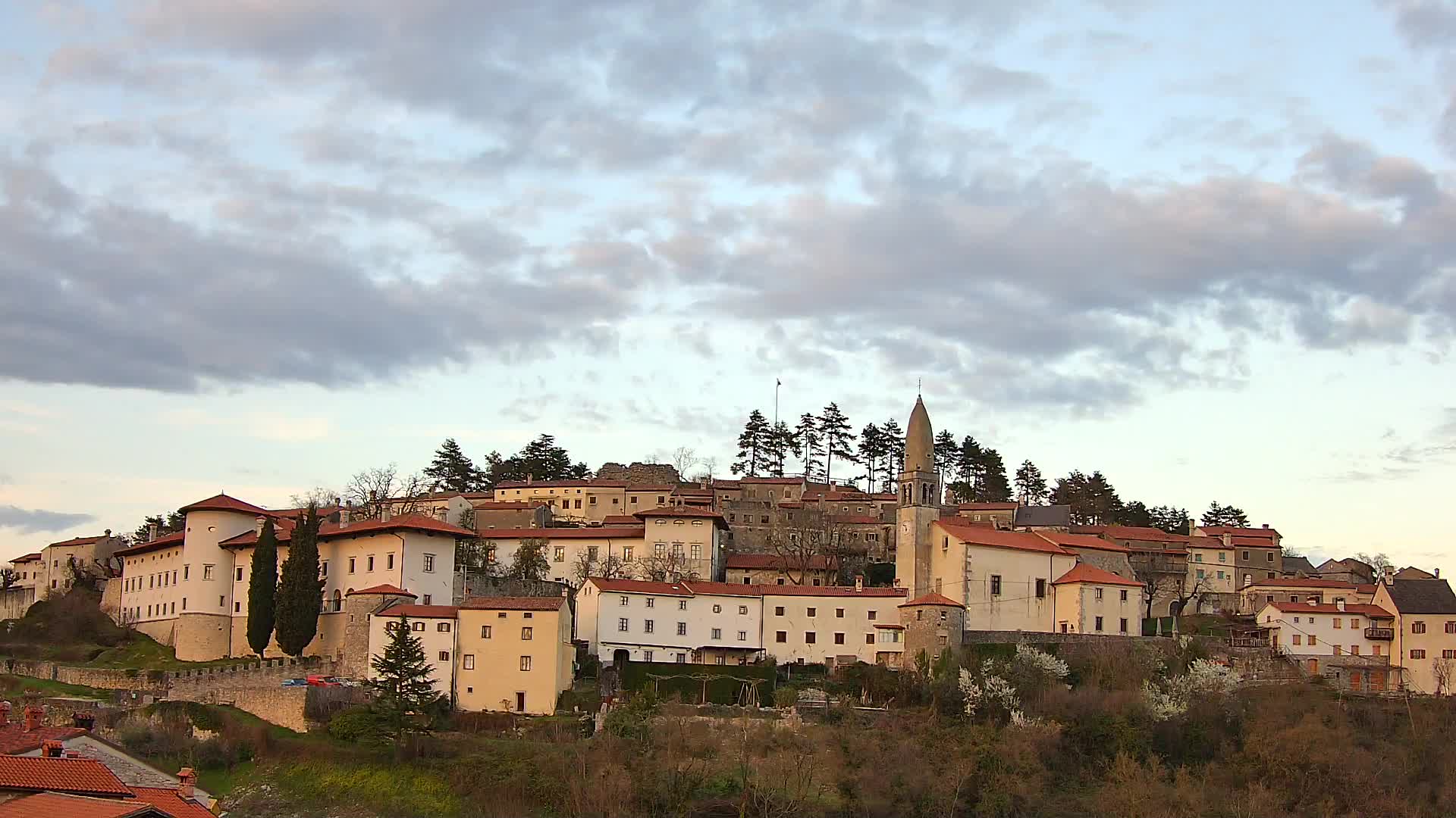 Štanjel – Discover the Heart of the Karst Region