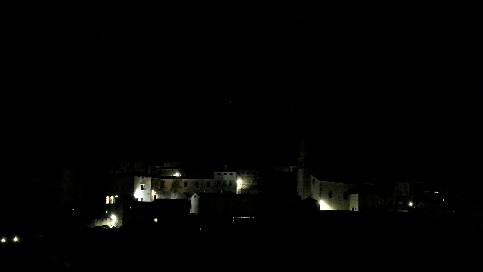 Štanjel v Živo: Odkrijte Srce Krasa