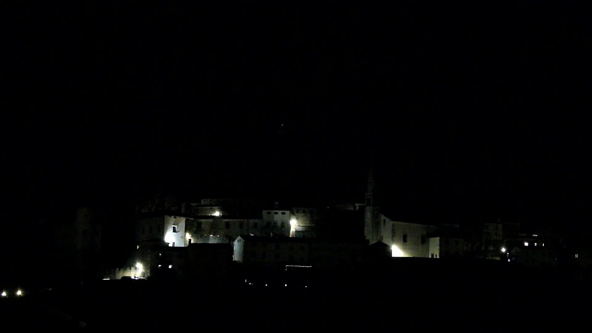 Štanjel v Živo: Odkrijte Srce Krasa