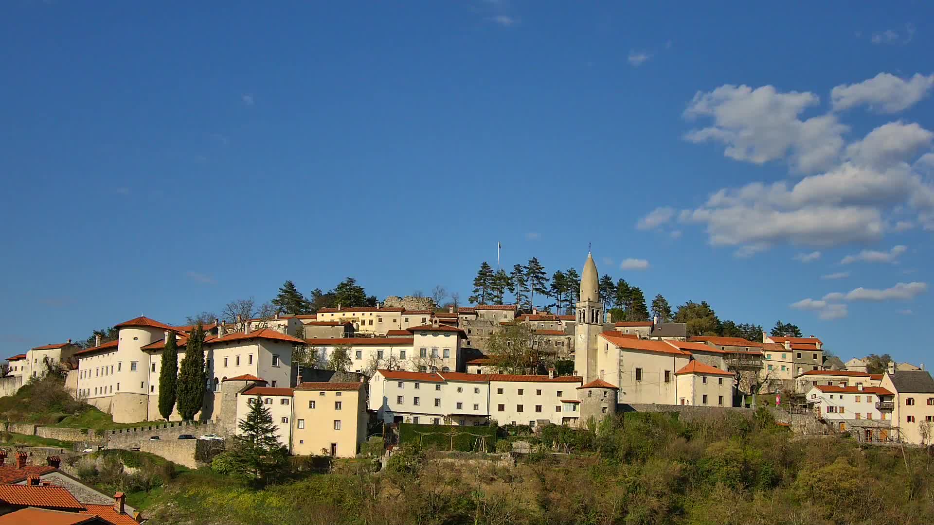 Štanjel – Entdecken Sie das Herz der Karstregion