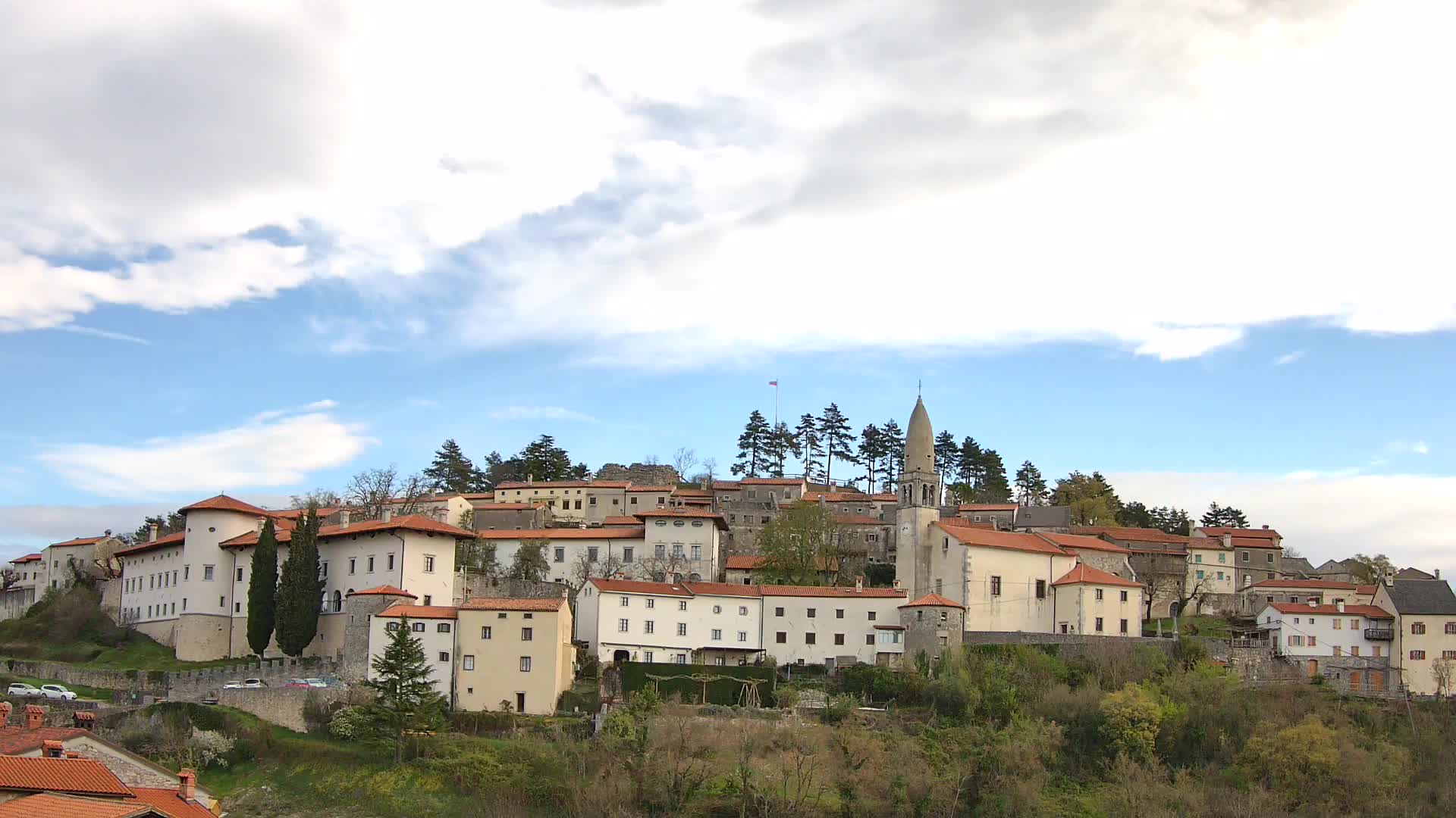 Štanjel – Entdecken Sie das Herz der Karstregion