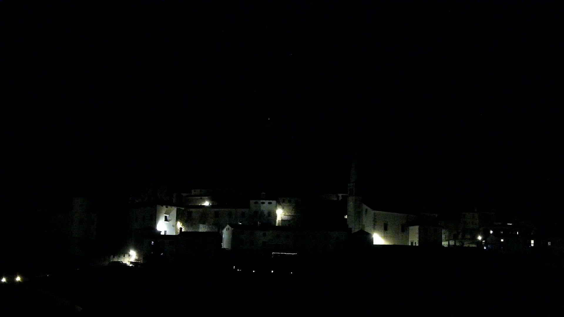 Štanjel v Živo: Odkrijte Srce Krasa