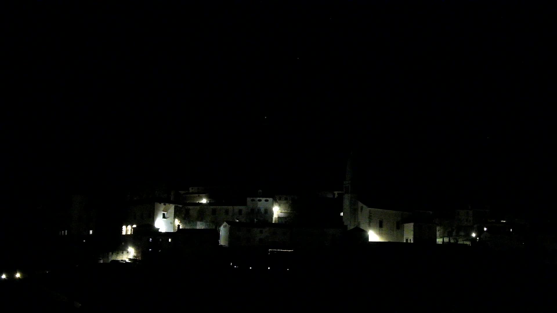 Štanjel v Živo: Odkrijte Srce Krasa