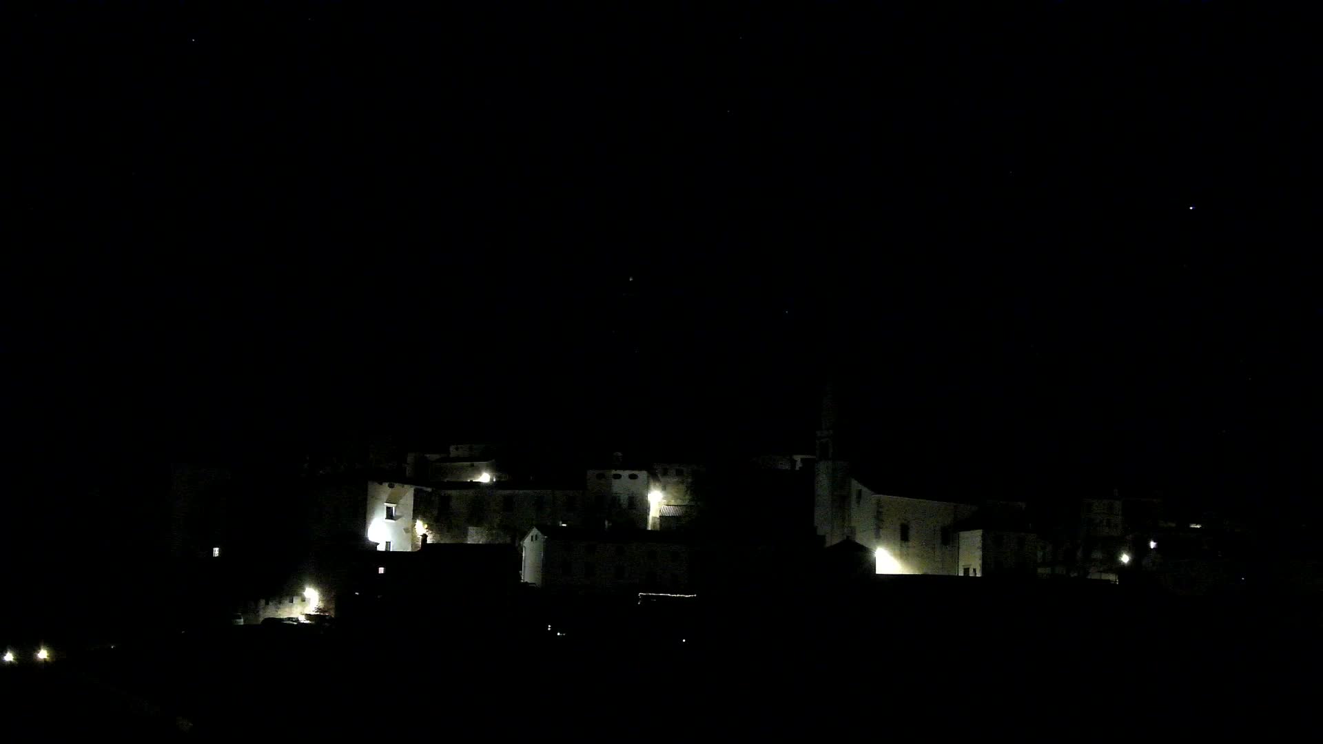 Štanjel v Živo: Odkrijte Srce Krasa