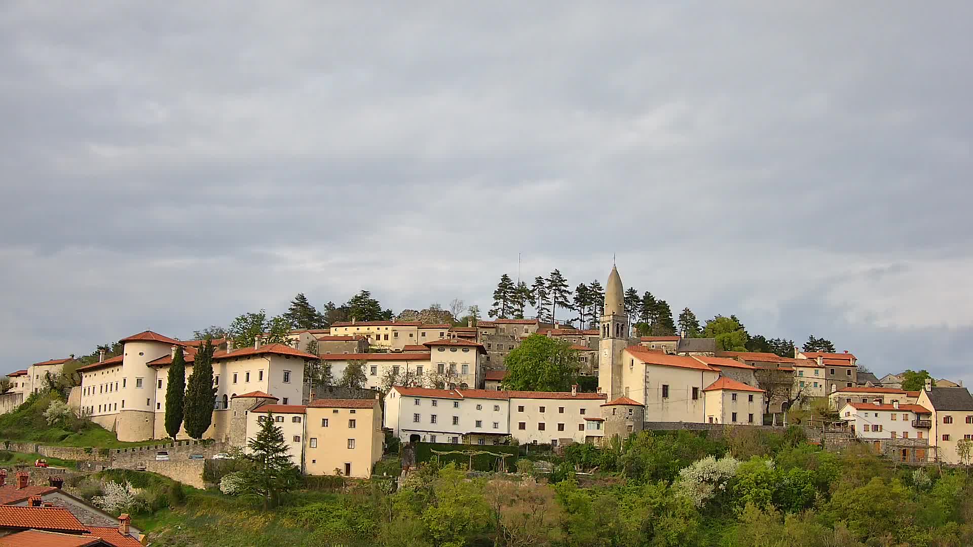 Štanjel – Entdecken Sie das Herz der Karstregion