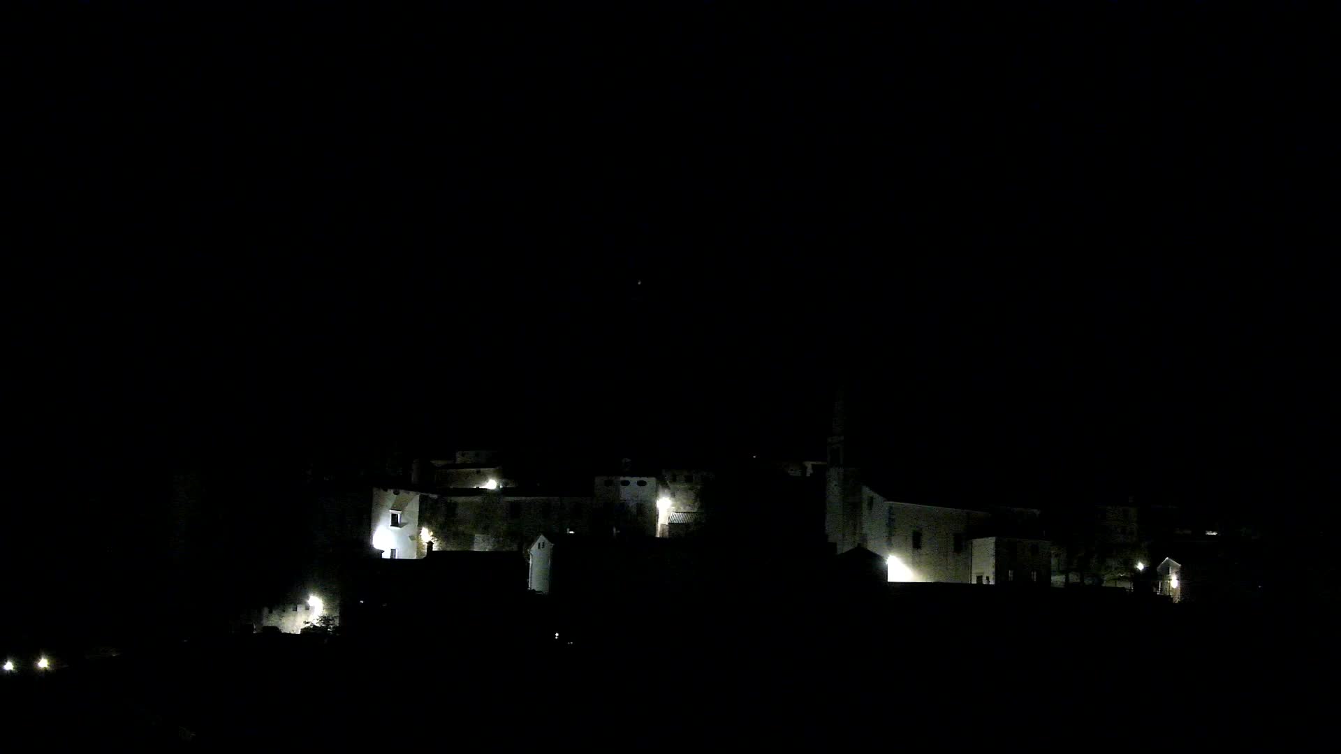 Štanjel v Živo: Odkrijte Srce Krasa