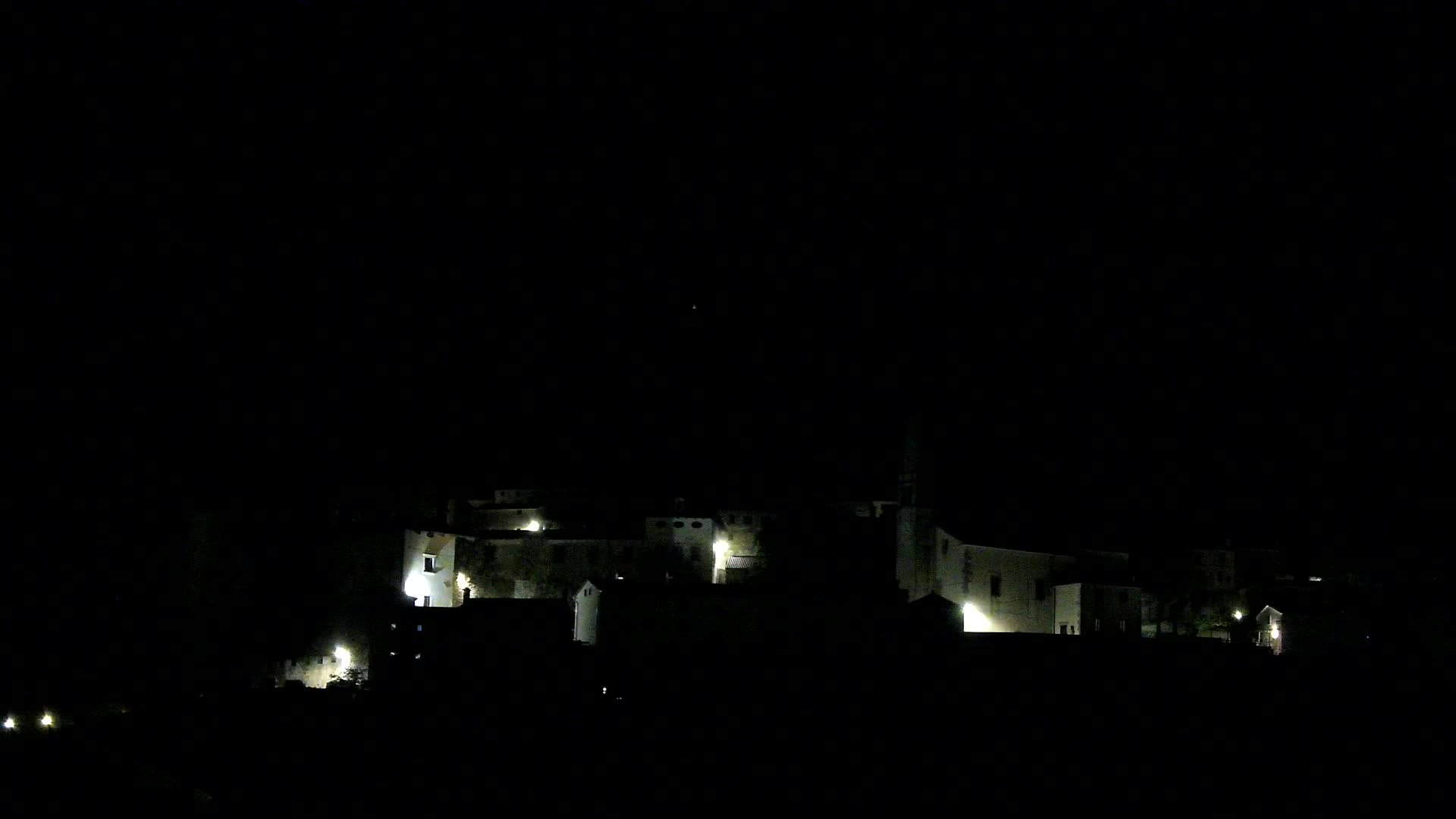 Štanjel v Živo: Odkrijte Srce Krasa