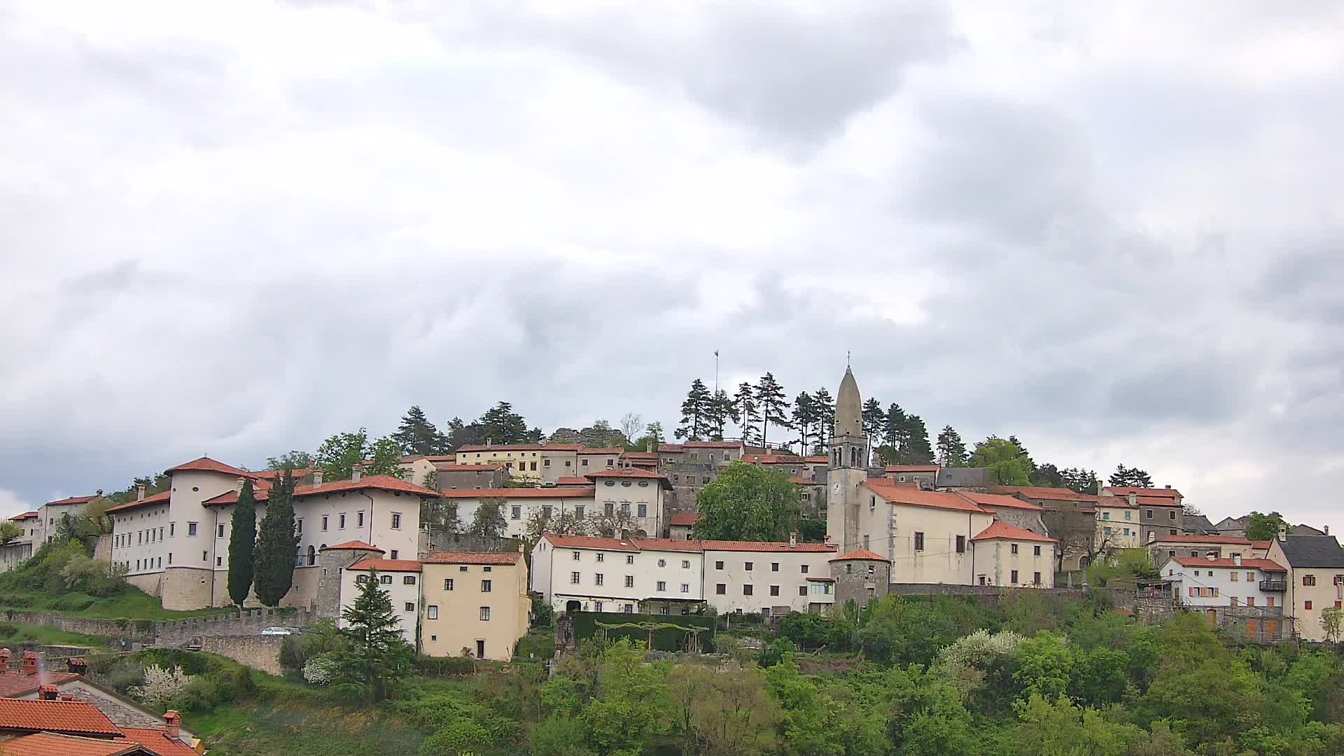 Štanjel – Entdecken Sie das Herz der Karstregion