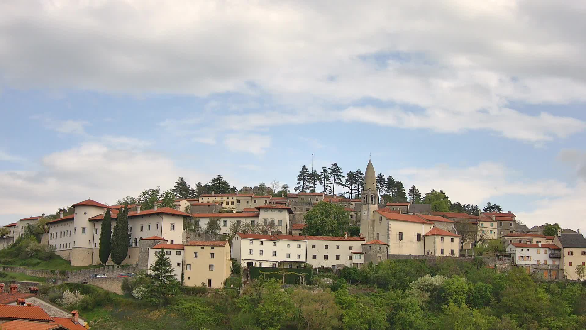 Štanjel – Entdecken Sie das Herz der Karstregion