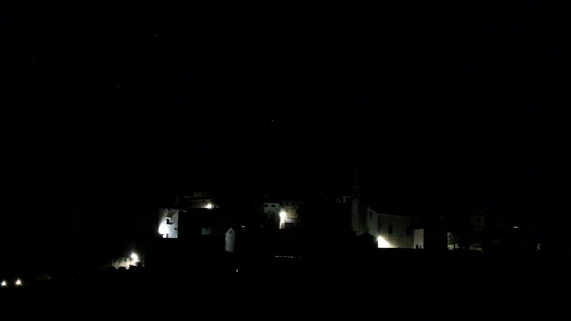 Štanjel v Živo: Odkrijte Srce Krasa