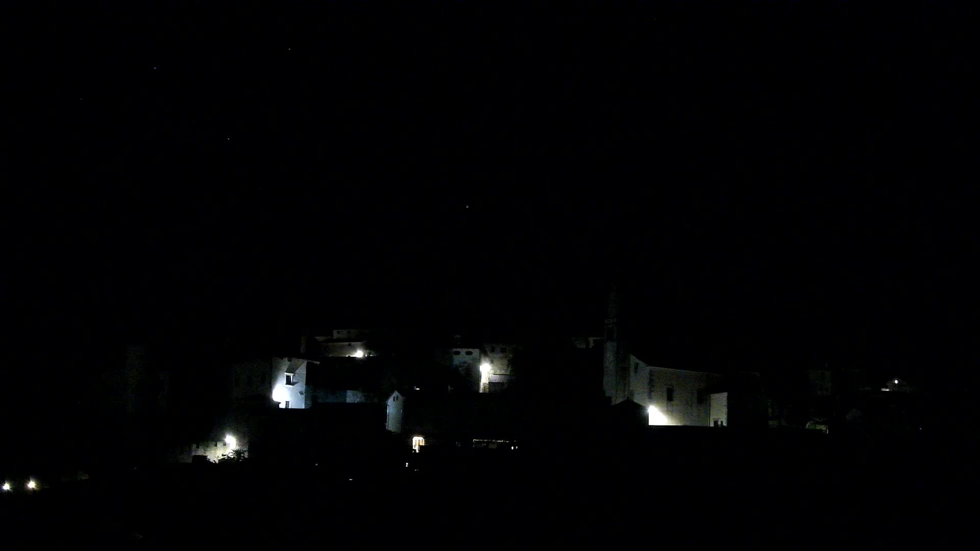 Štanjel v Živo: Odkrijte Srce Krasa