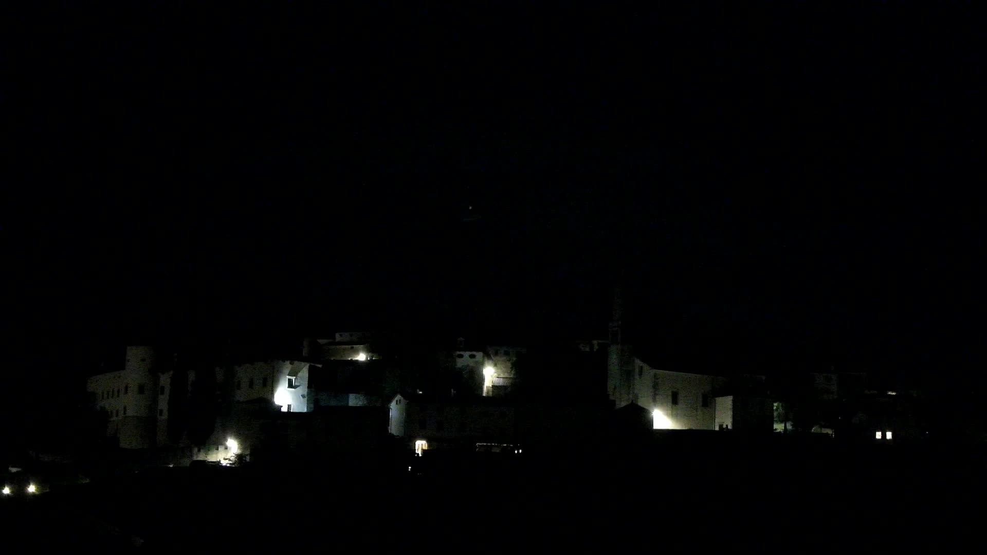 Štanjel v Živo: Odkrijte Srce Krasa