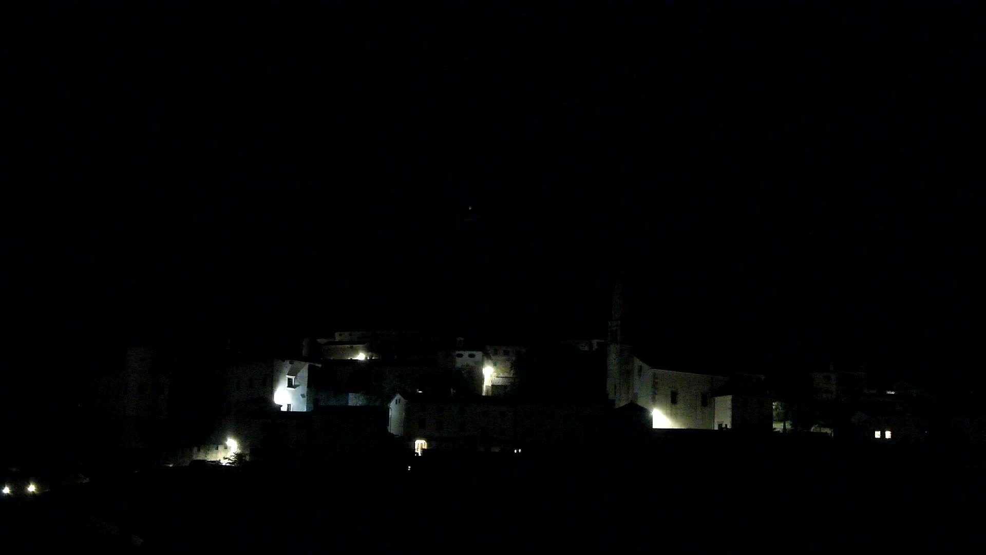 Štanjel v Živo: Odkrijte Srce Krasa