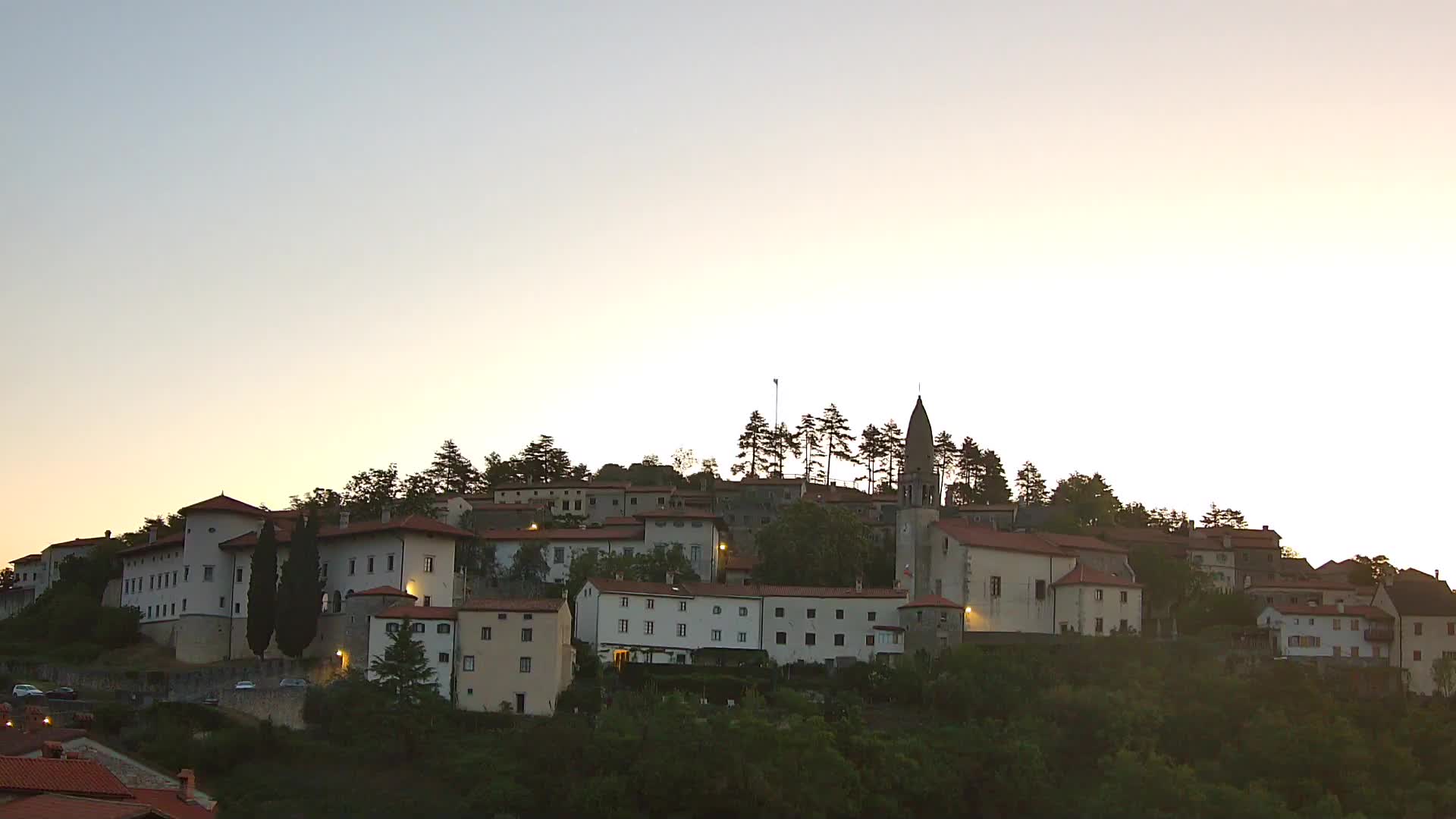 Štanjel – Entdecken Sie das Herz der Karstregion