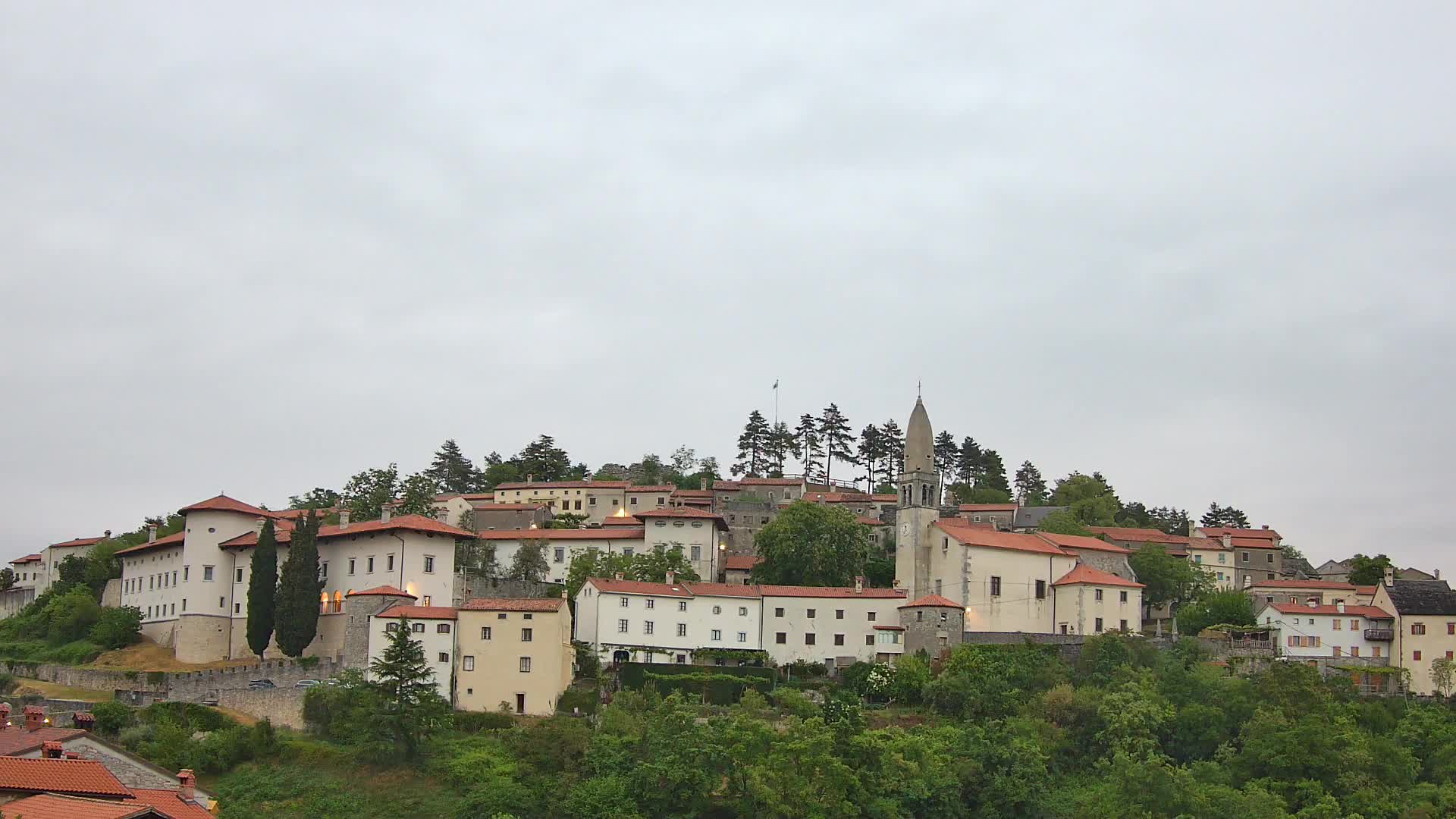 Štanjel – Entdecken Sie das Herz der Karstregion