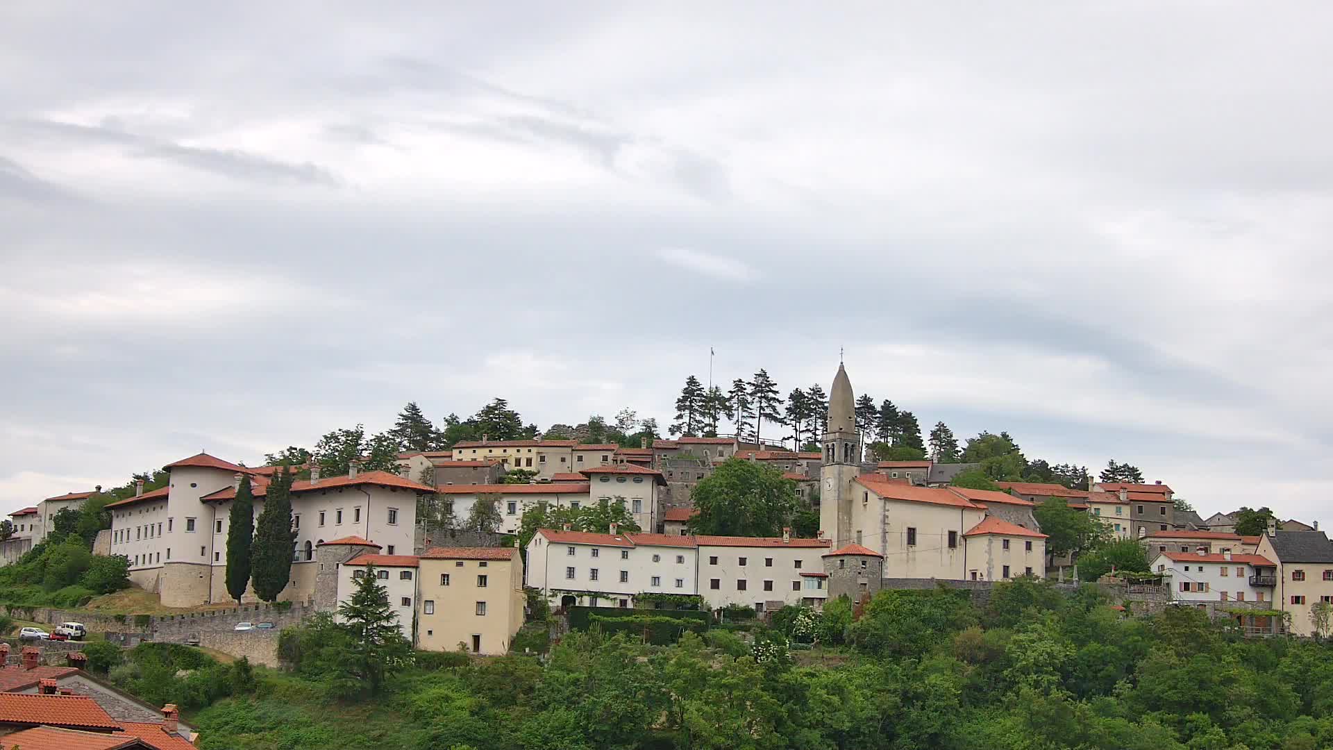 Štanjel – Entdecken Sie das Herz der Karstregion
