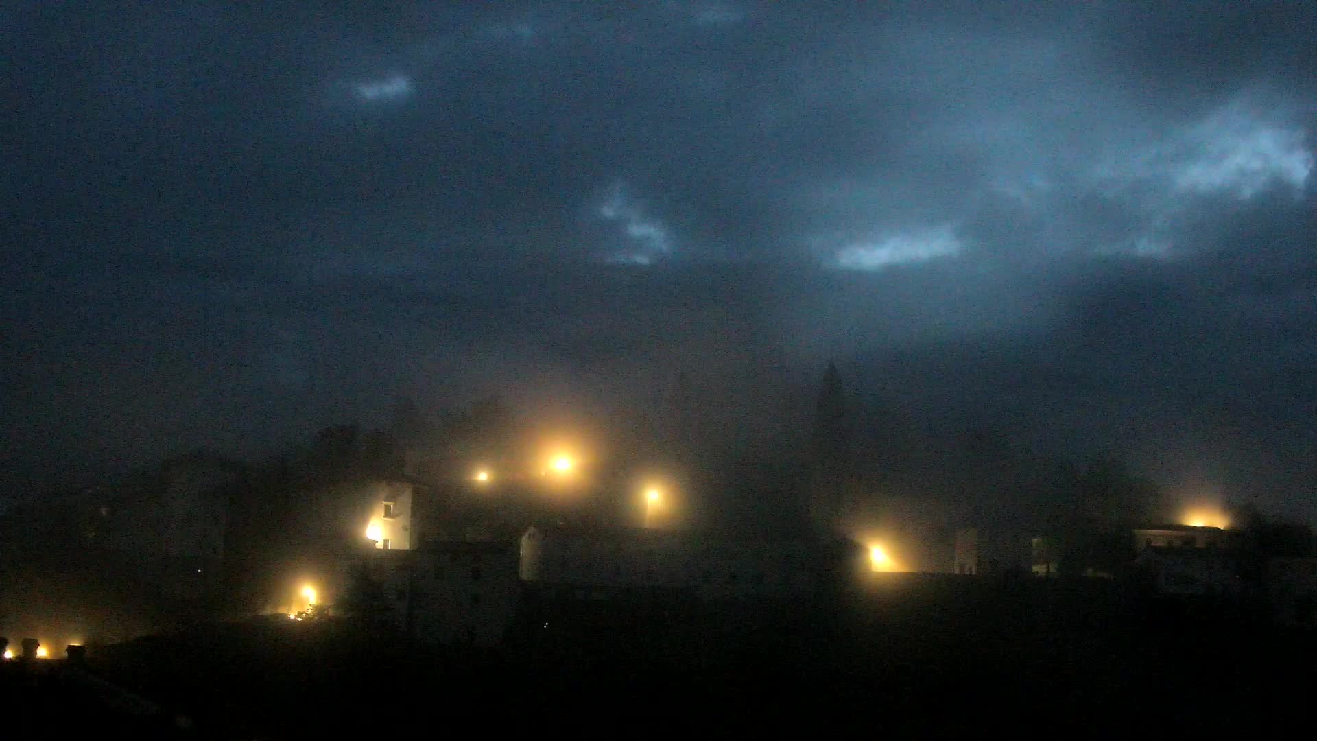 Štanjel v Živo: Odkrijte Srce Krasa