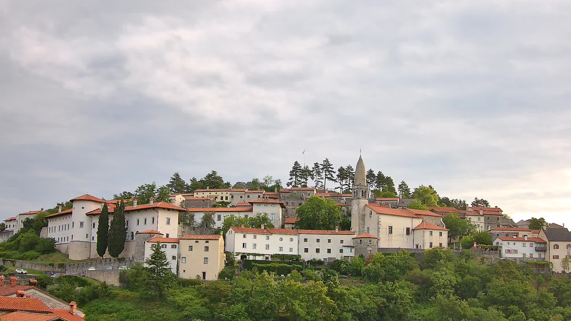 Štanjel – Entdecken Sie das Herz der Karstregion