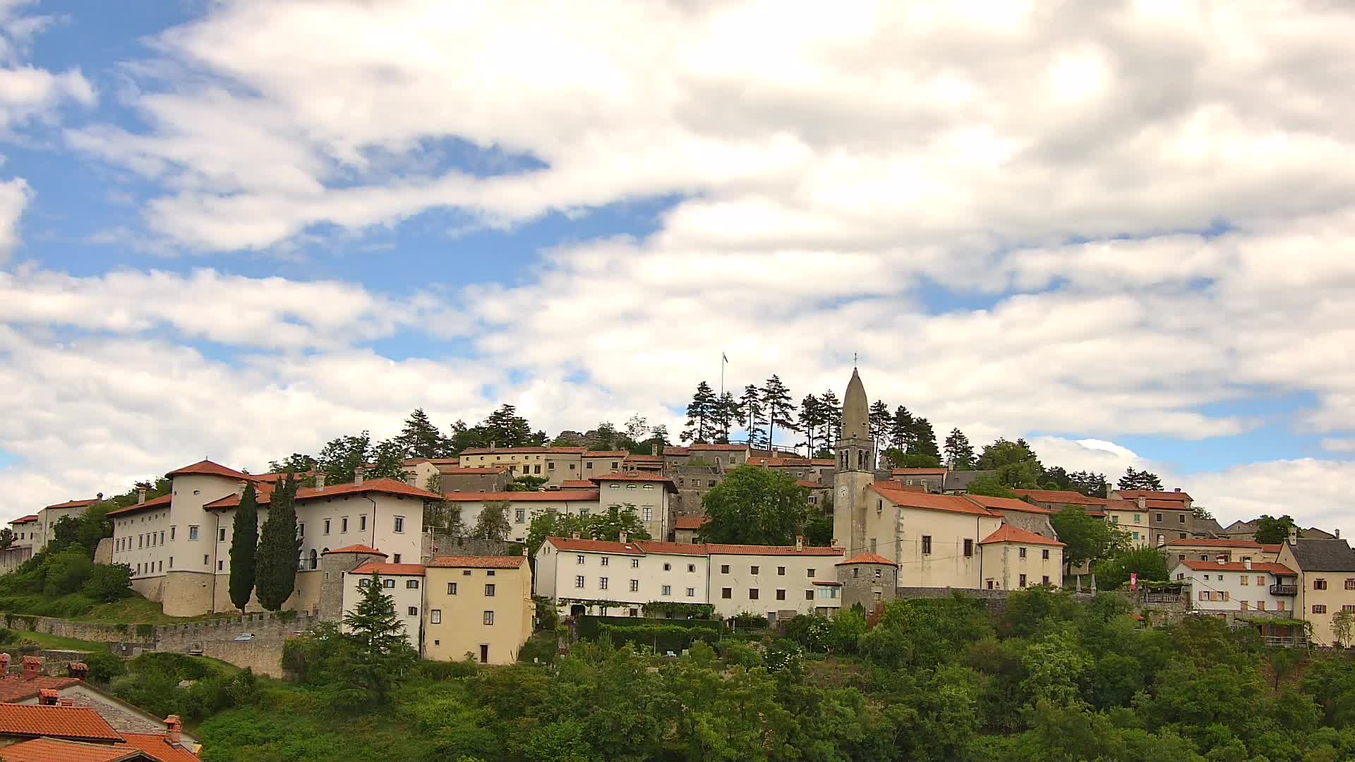 Štanjel – Découvrez le Cœur du Karst