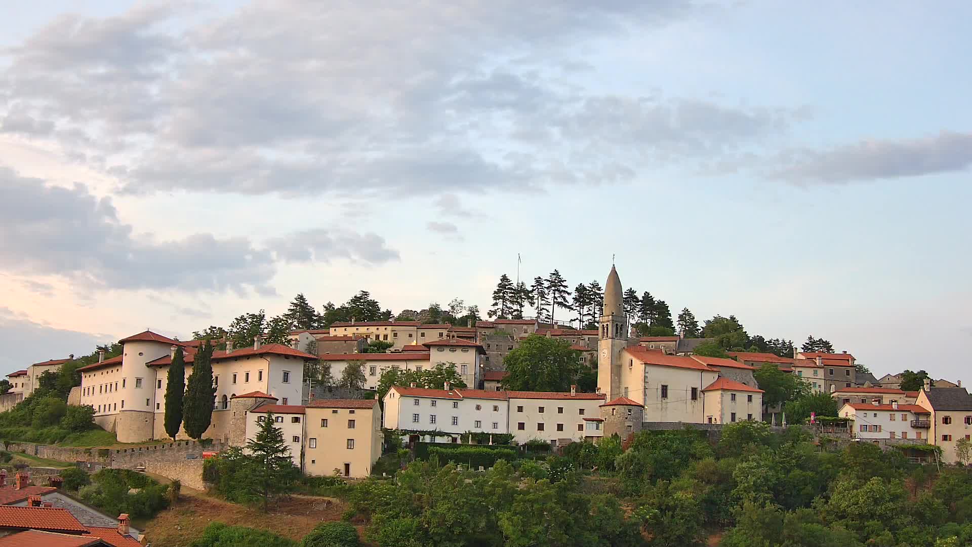 Štanjel – Découvrez le Cœur du Karst
