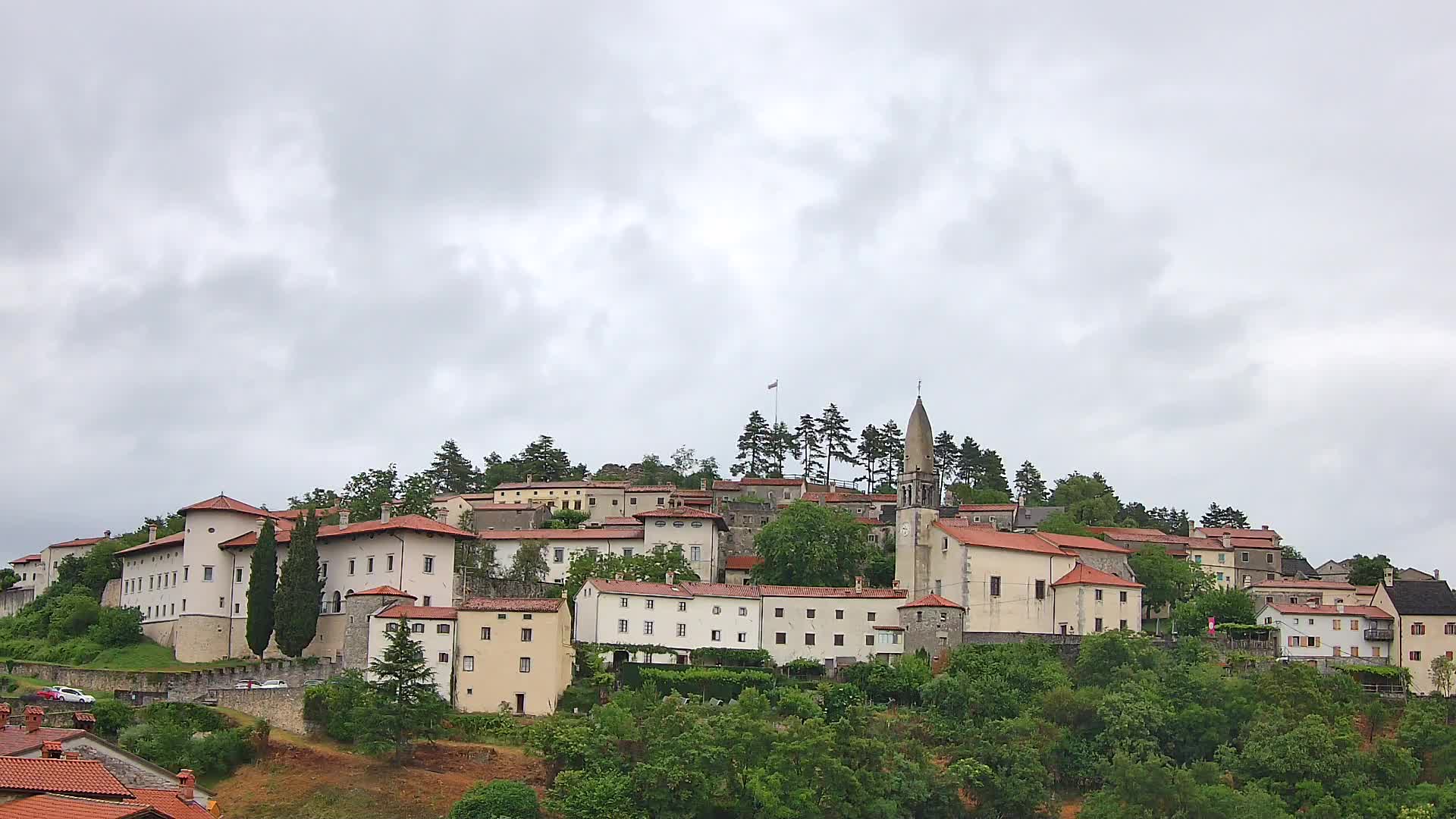 Štanjel – Entdecken Sie das Herz der Karstregion