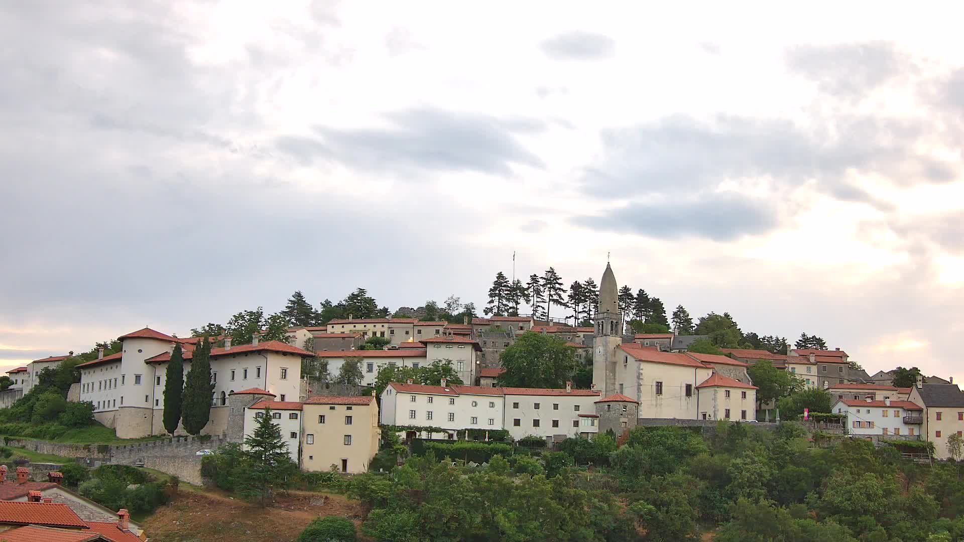 Štanjel Uživo: Otkrijte Srce Krasne Regije