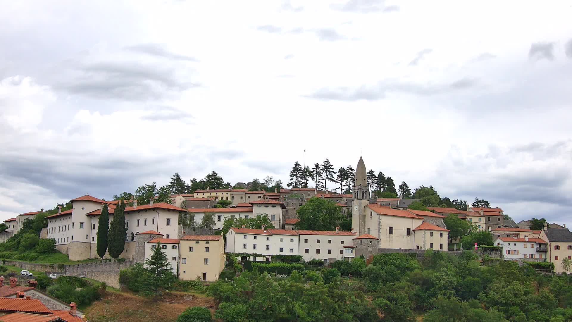 Štanjel – Découvrez le Cœur du Karst