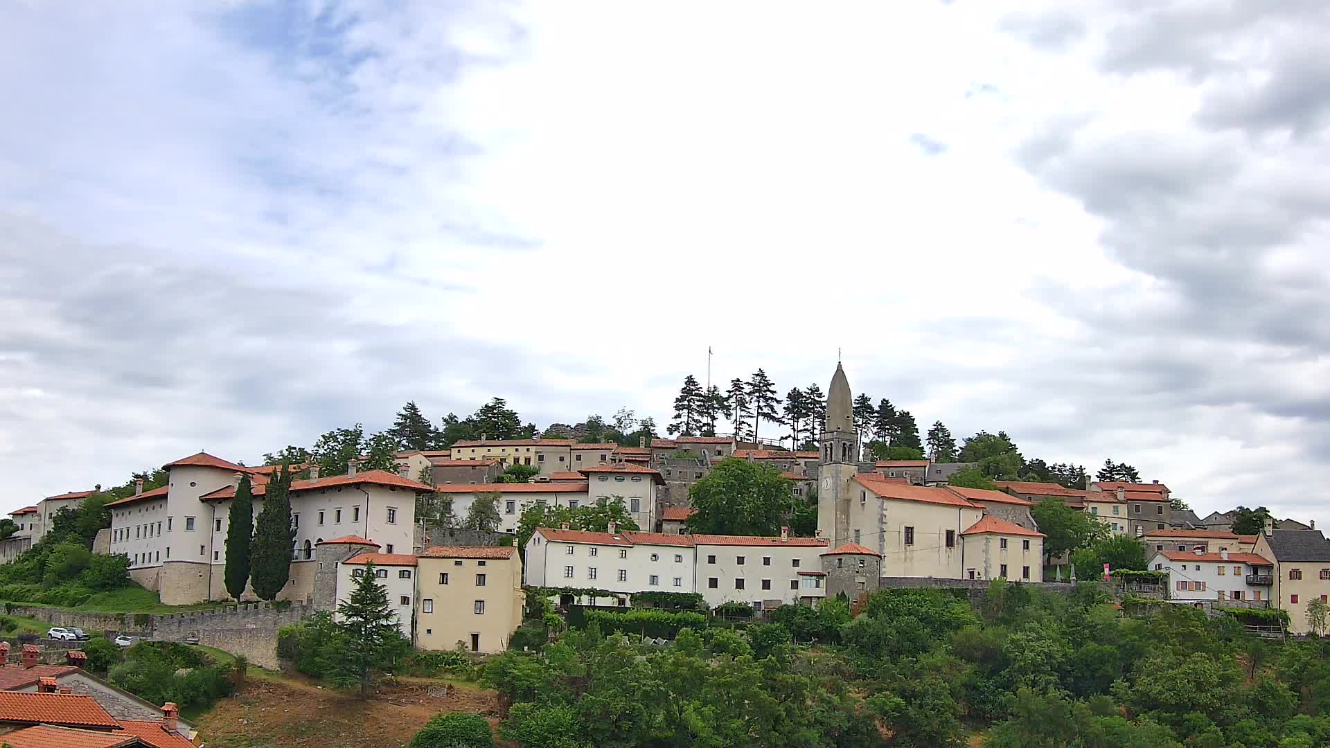Štanjel – Découvrez le Cœur du Karst
