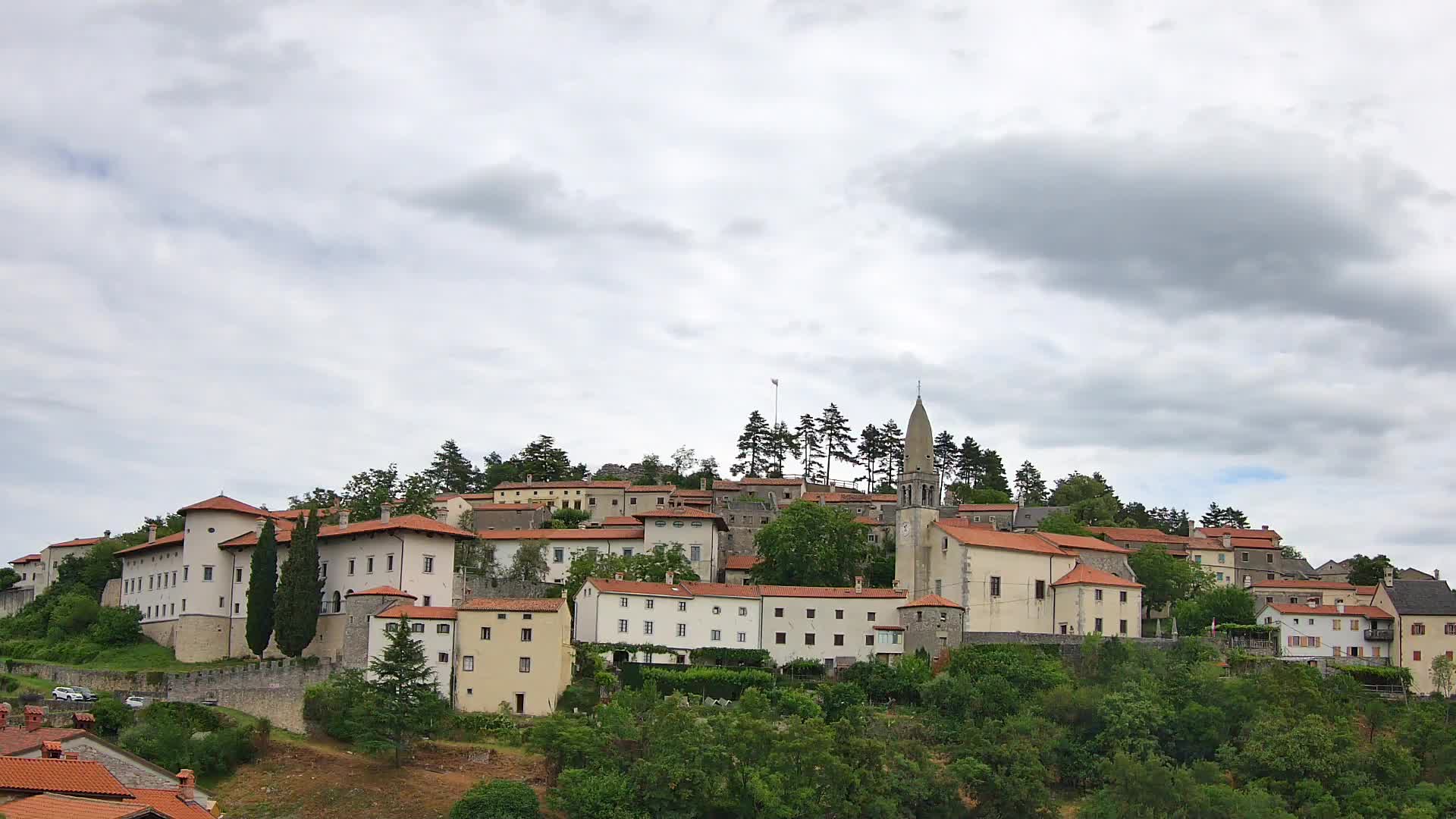 Štanjel – Découvrez le Cœur du Karst