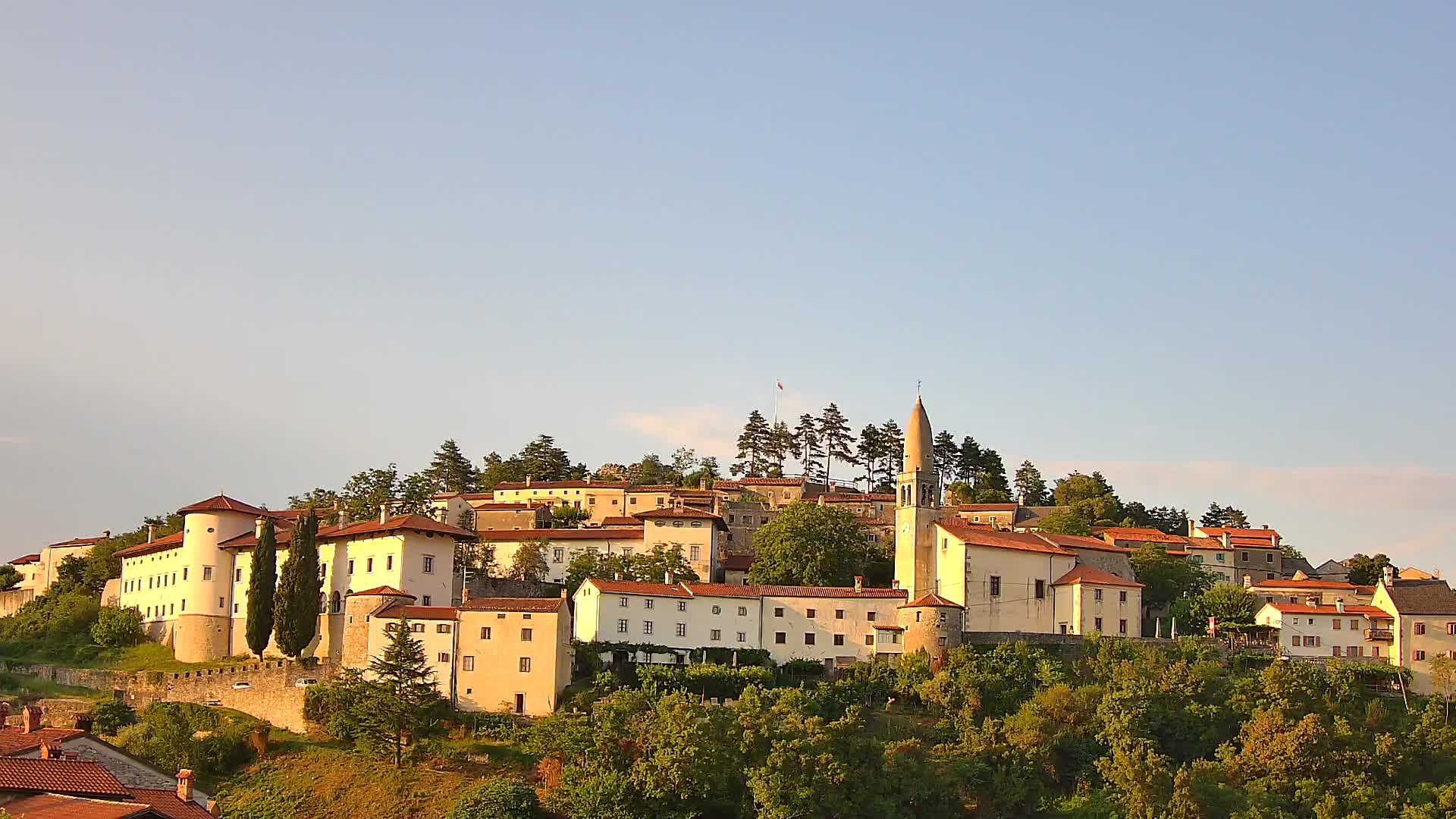 Štanjel – Entdecken Sie das Herz der Karstregion