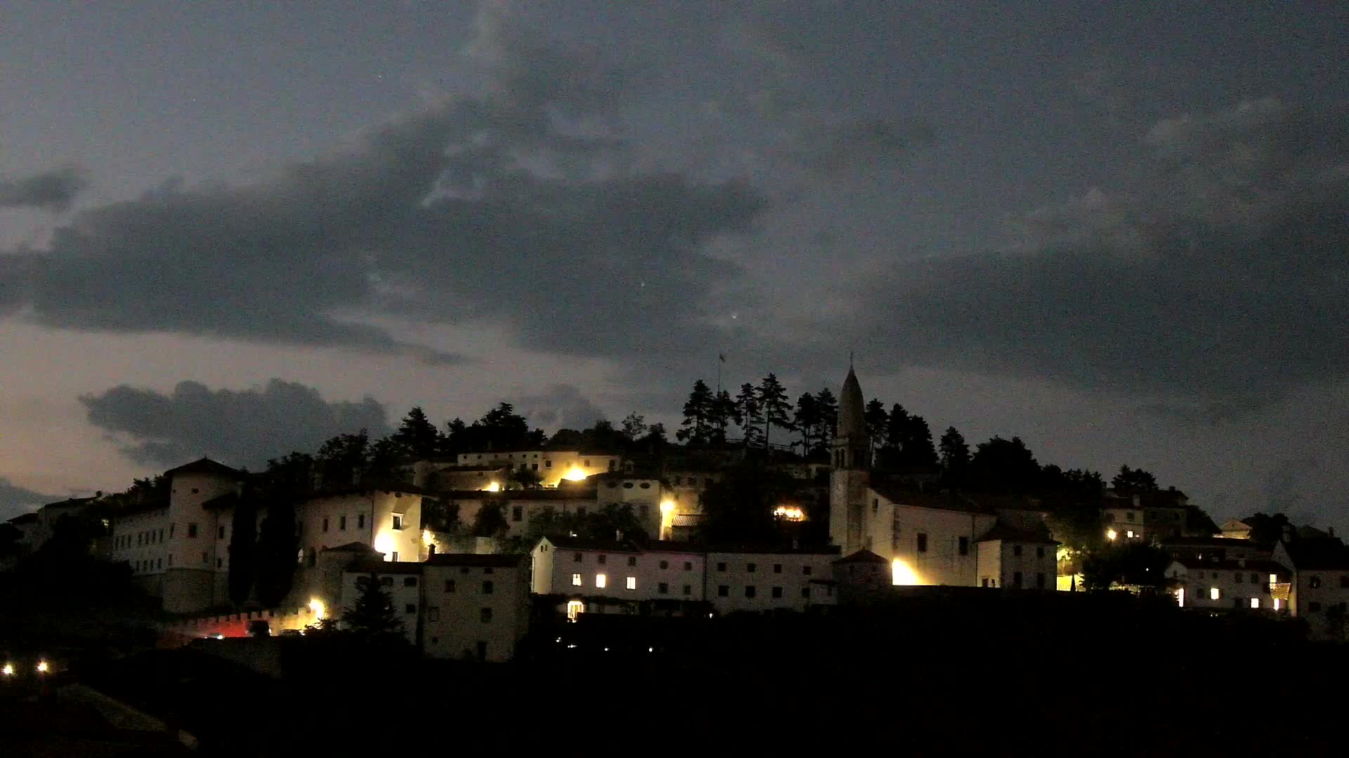 Štanjel – Entdecken Sie das Herz der Karstregion
