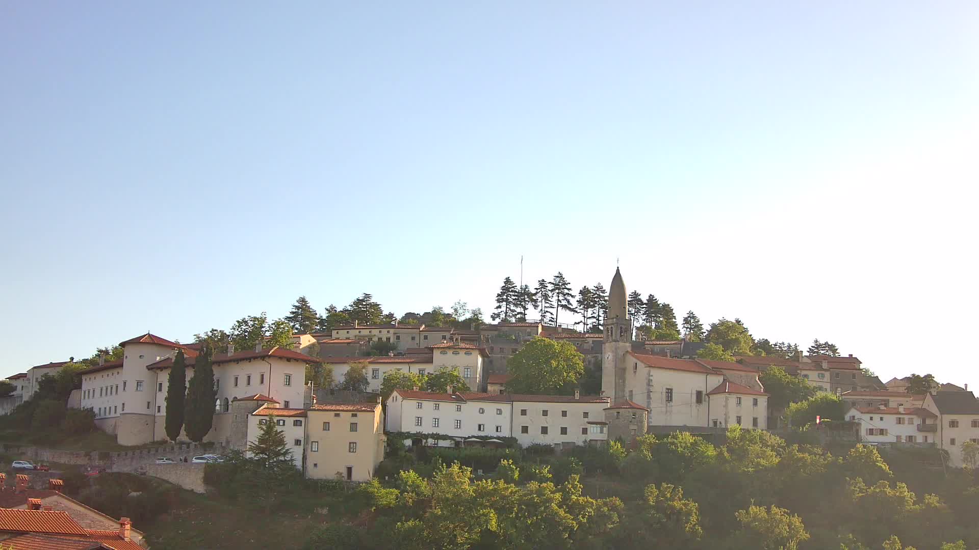 Štanjel – Entdecken Sie das Herz der Karstregion