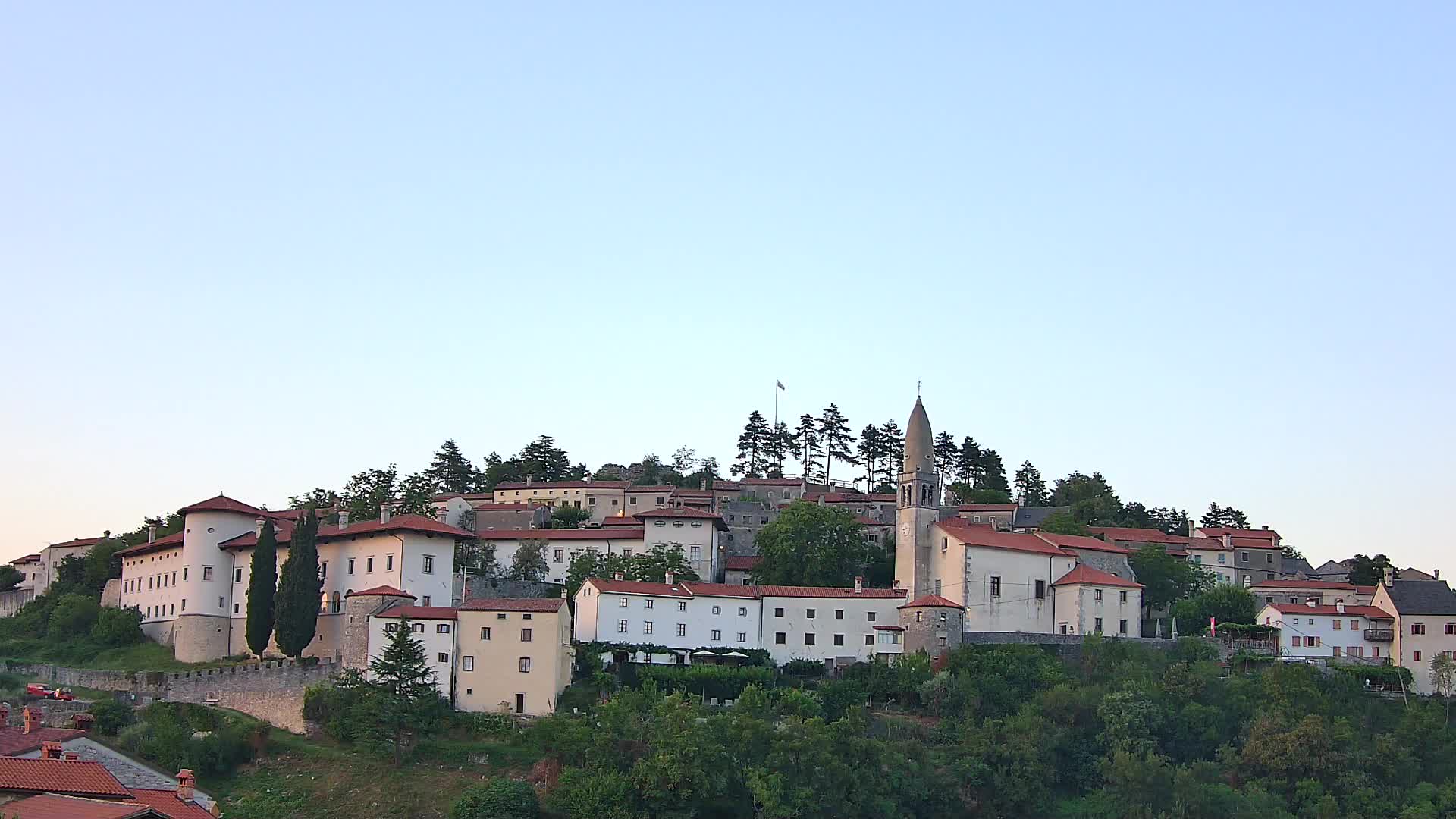 Štanjel Uživo: Otkrijte Srce Krasne Regije