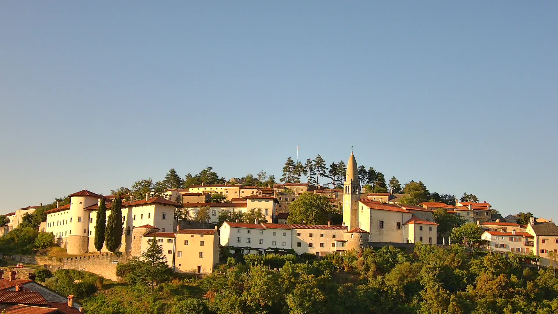Štanjel – Entdecken Sie das Herz der Karstregion