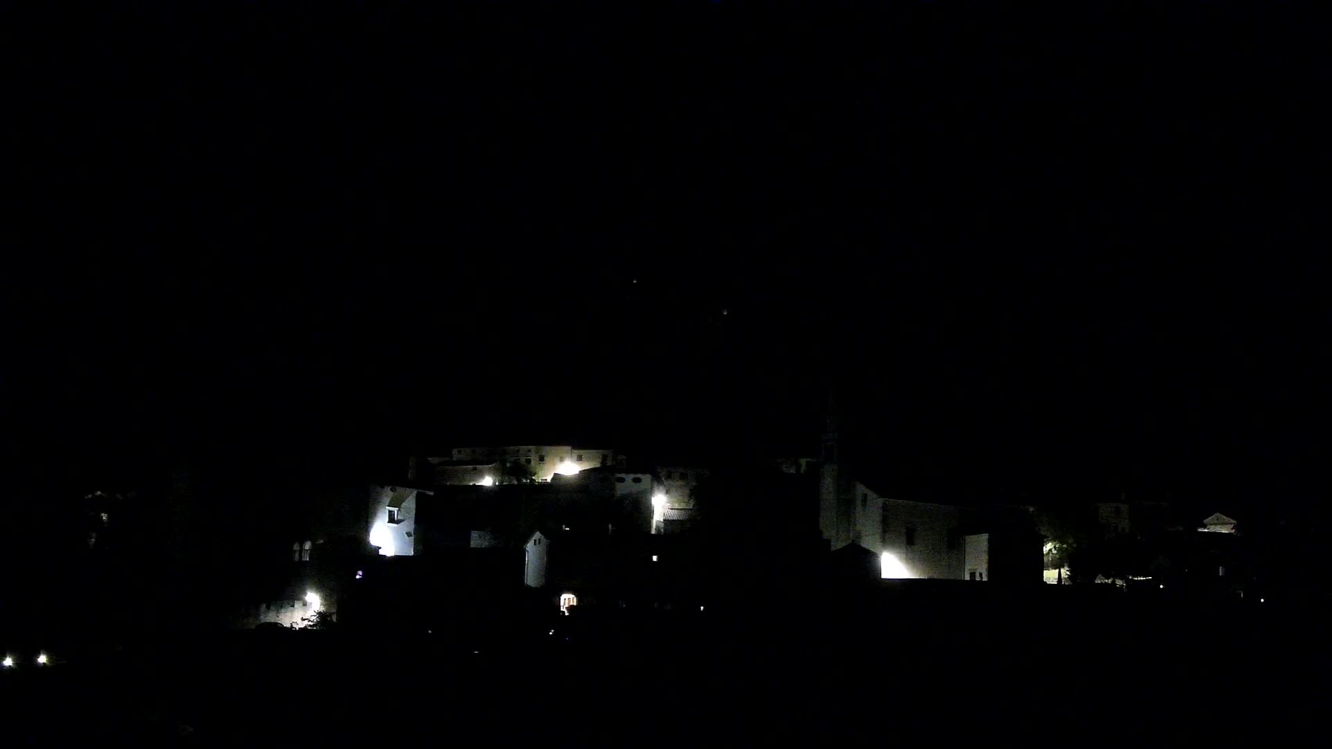 Štanjel v Živo: Odkrijte Srce Krasa