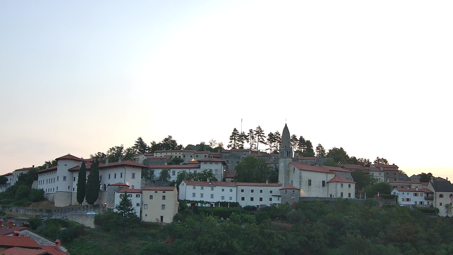 Štanjel Uživo: Otkrijte Srce Krasne Regije